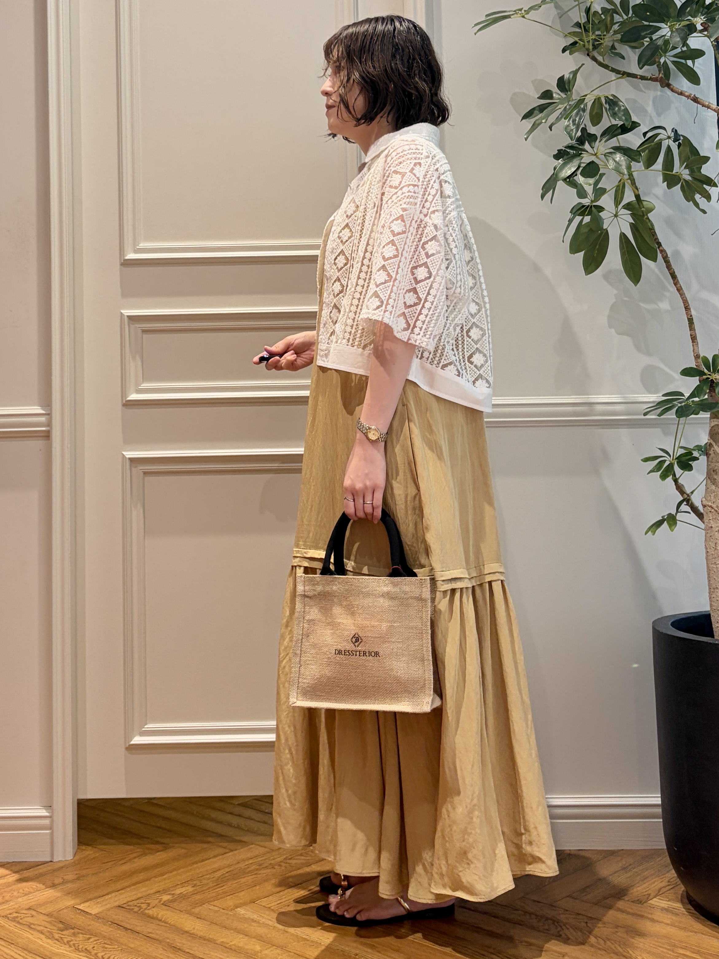 nakaoさんの「DRESSTERIOR｜【着映え/ハーフ袖】ウォッシャブルレース クロップドシャツ」を使ったコーディネート
