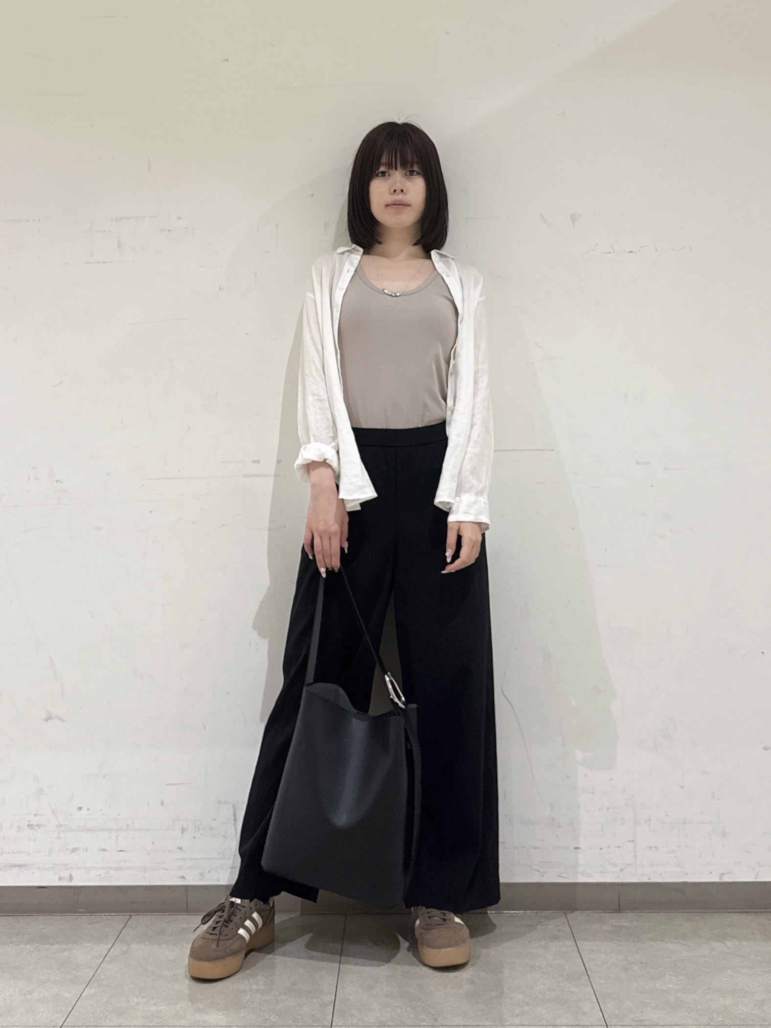 rinaさんの「INDIVI｜【接触冷感／2WAY】カシュクールリネンシャツ」を使ったコーディネート