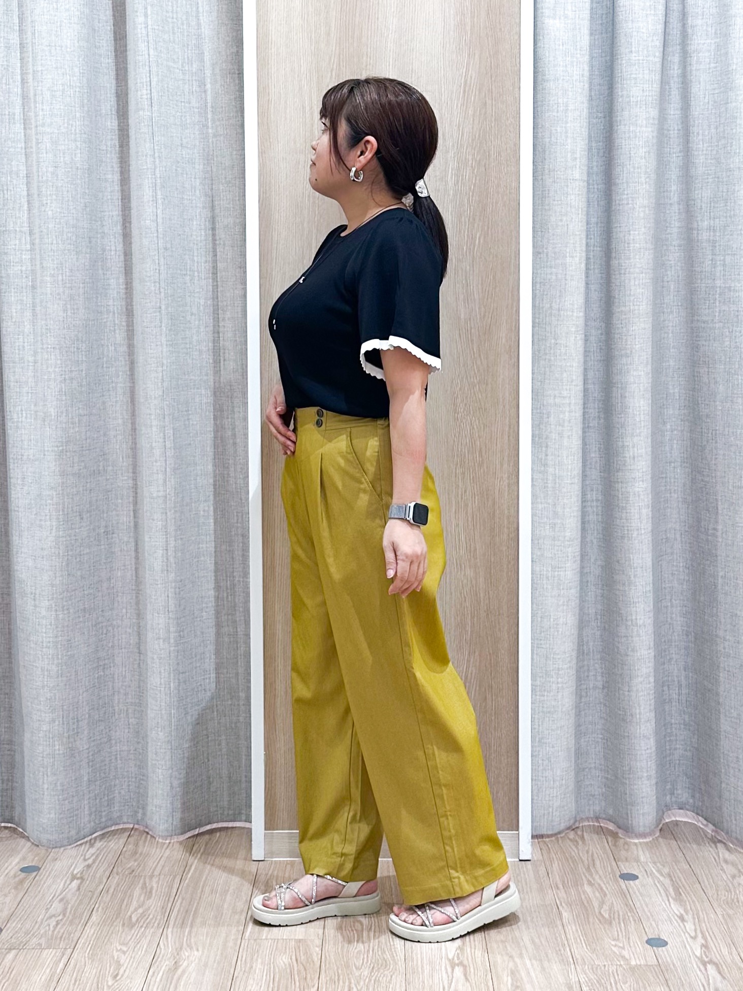 naoさんの「grove｜高評価！【シリーズ累計36万枚！名品ニット】やわらかドライタッチ スカラップスリーブニット」を使ったコーディネート
