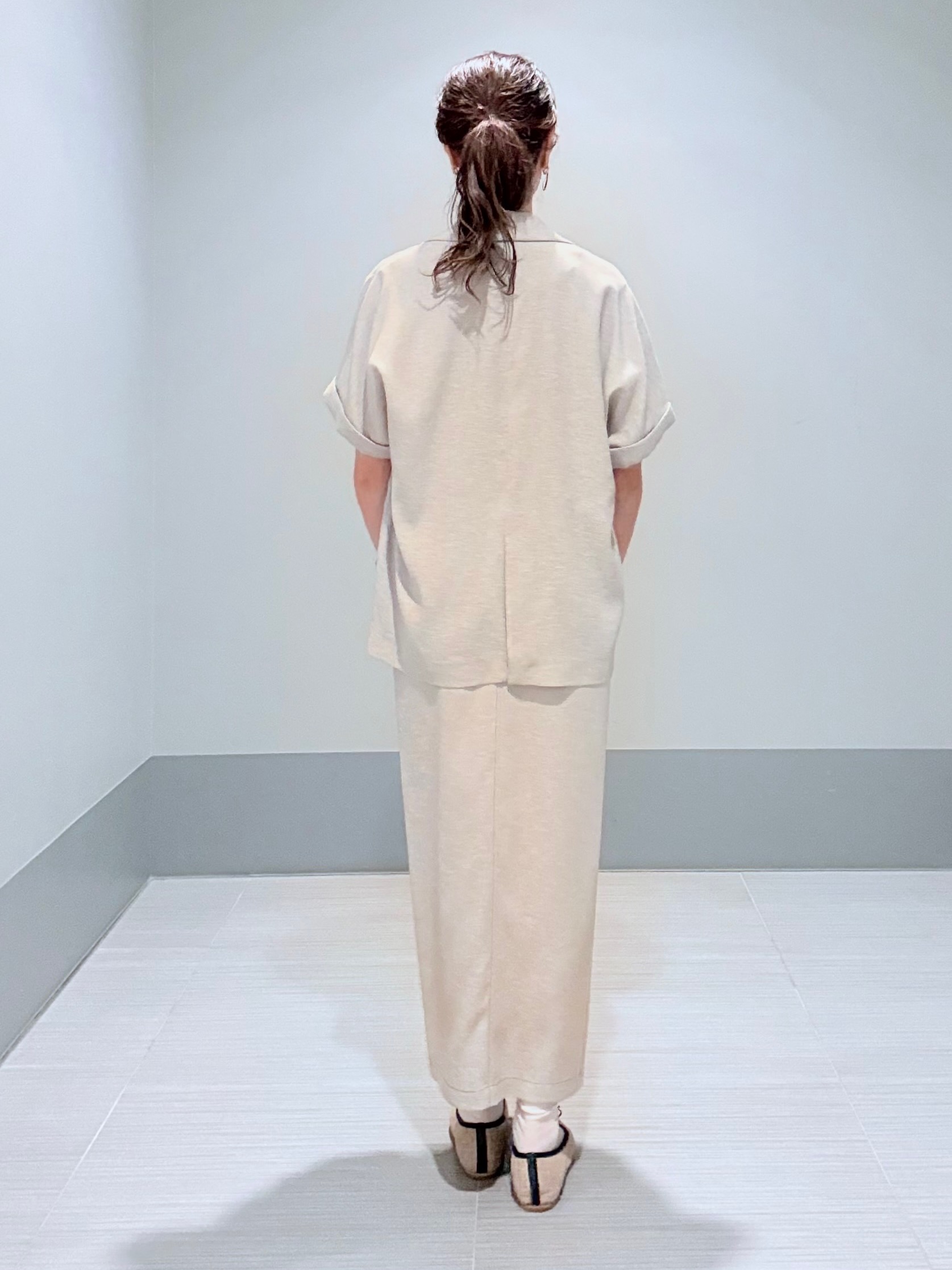 Yamaさんの「DRESSTERIOR｜【セットアップ可/UVカット/接触冷感/吸水速乾】ウォッシャブル リネンライクドルマンジャケット」を使ったコーディネート