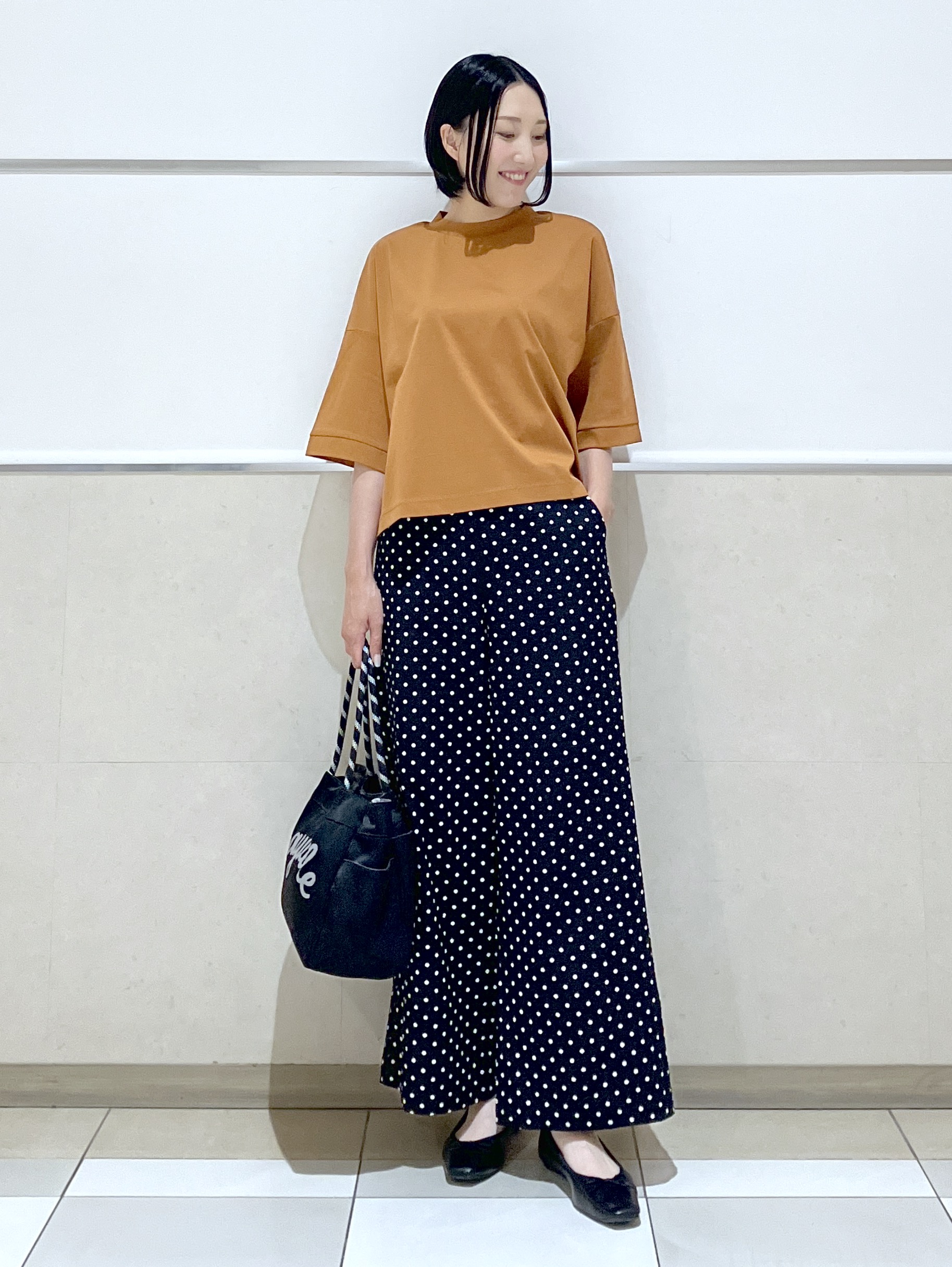 eriko さんの「Dessin｜【体型カバー】美光沢カットソーボクシーシルエット」を使ったコーディネート