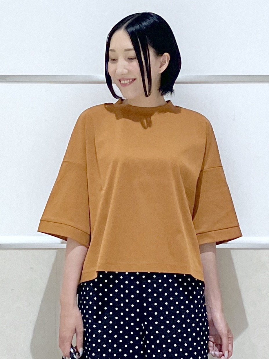 eriko さんの「Dessin｜【体型カバー】美光沢カットソーボクシーシルエット」を使ったコーディネート