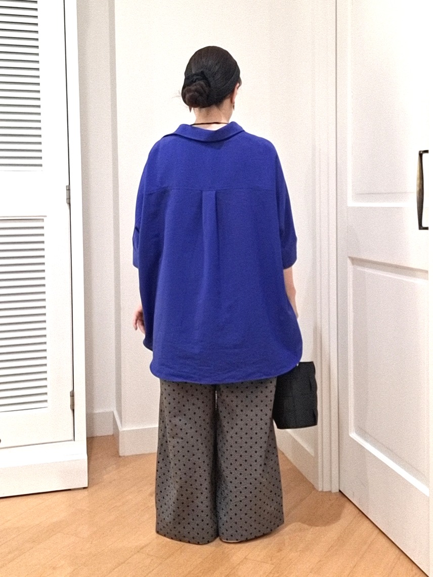 ai-Pさんの「Dessin｜【セットアップ可/洗える】リネンブレンドドルマンシャツ」を使ったコーディネート