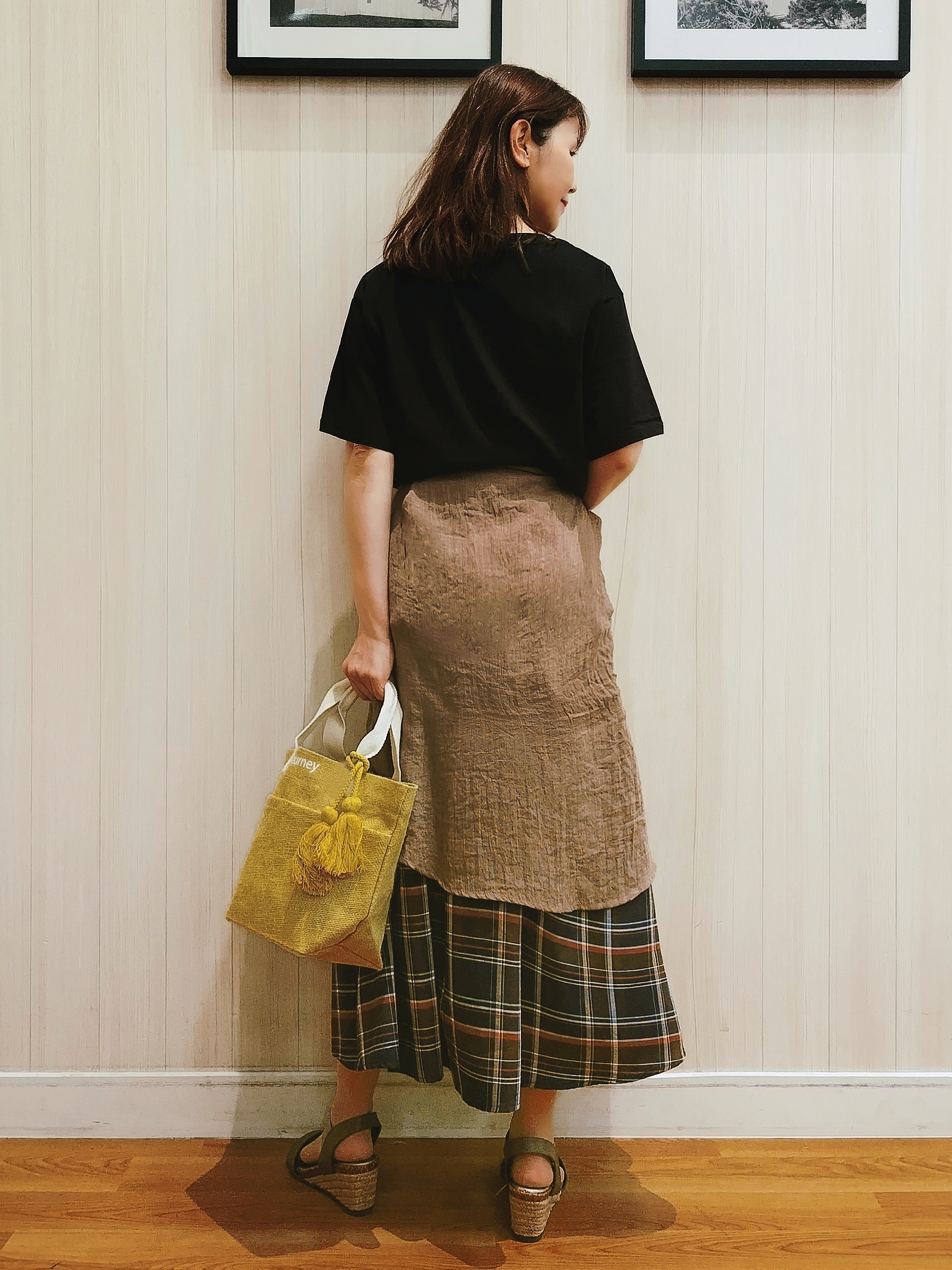 yseさんの「SHOO･LA･RUE｜【洗濯機可/S-LL】夏に快適サラサラ感 大人のプリントTシャツ」を使ったコーディネート