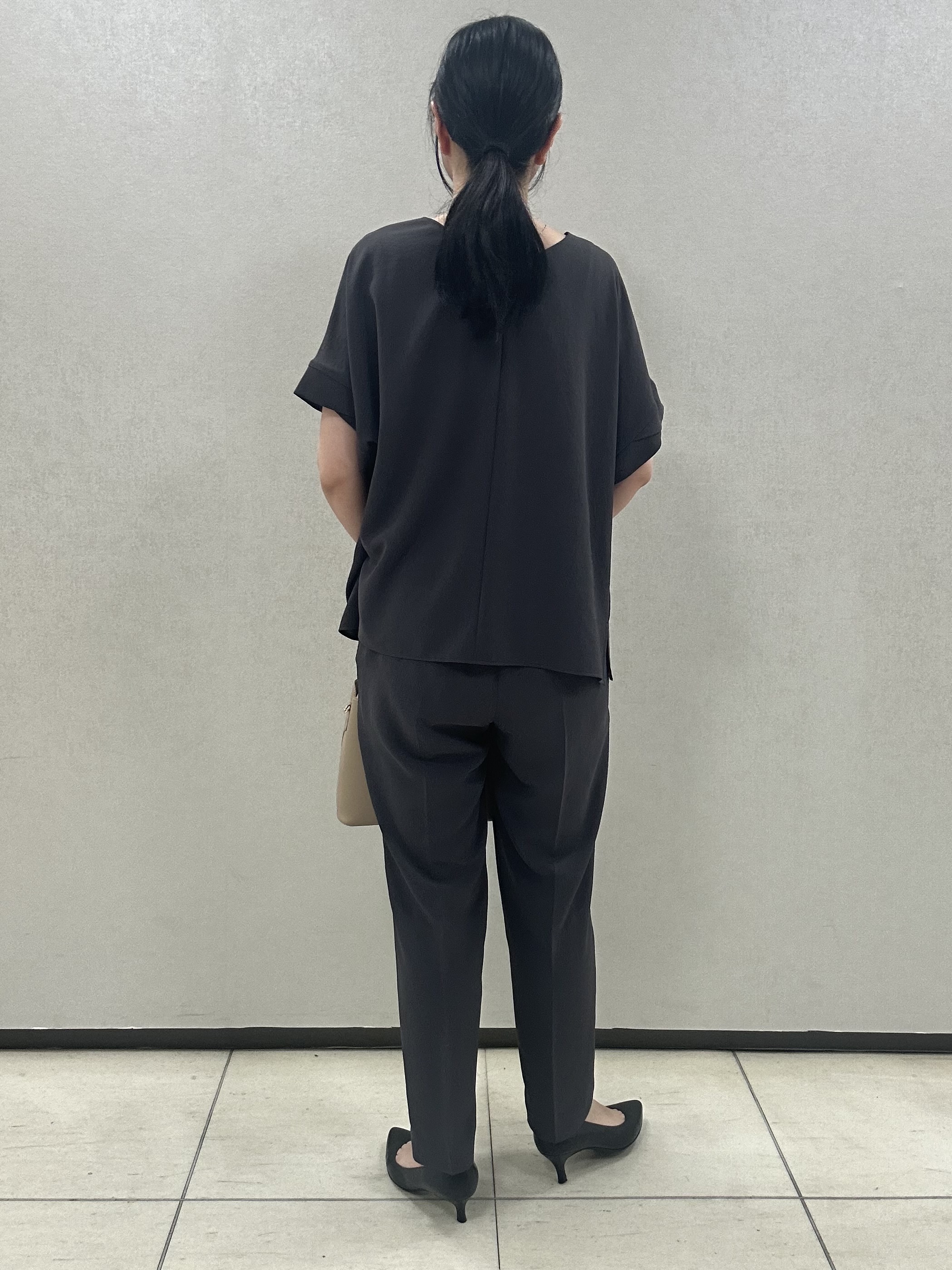 miiさんの「UNTITLED｜【セットアップ可/UVカット/前後2WAY】リラクシーフレンチスリーブブラウス」を使ったコーディネート