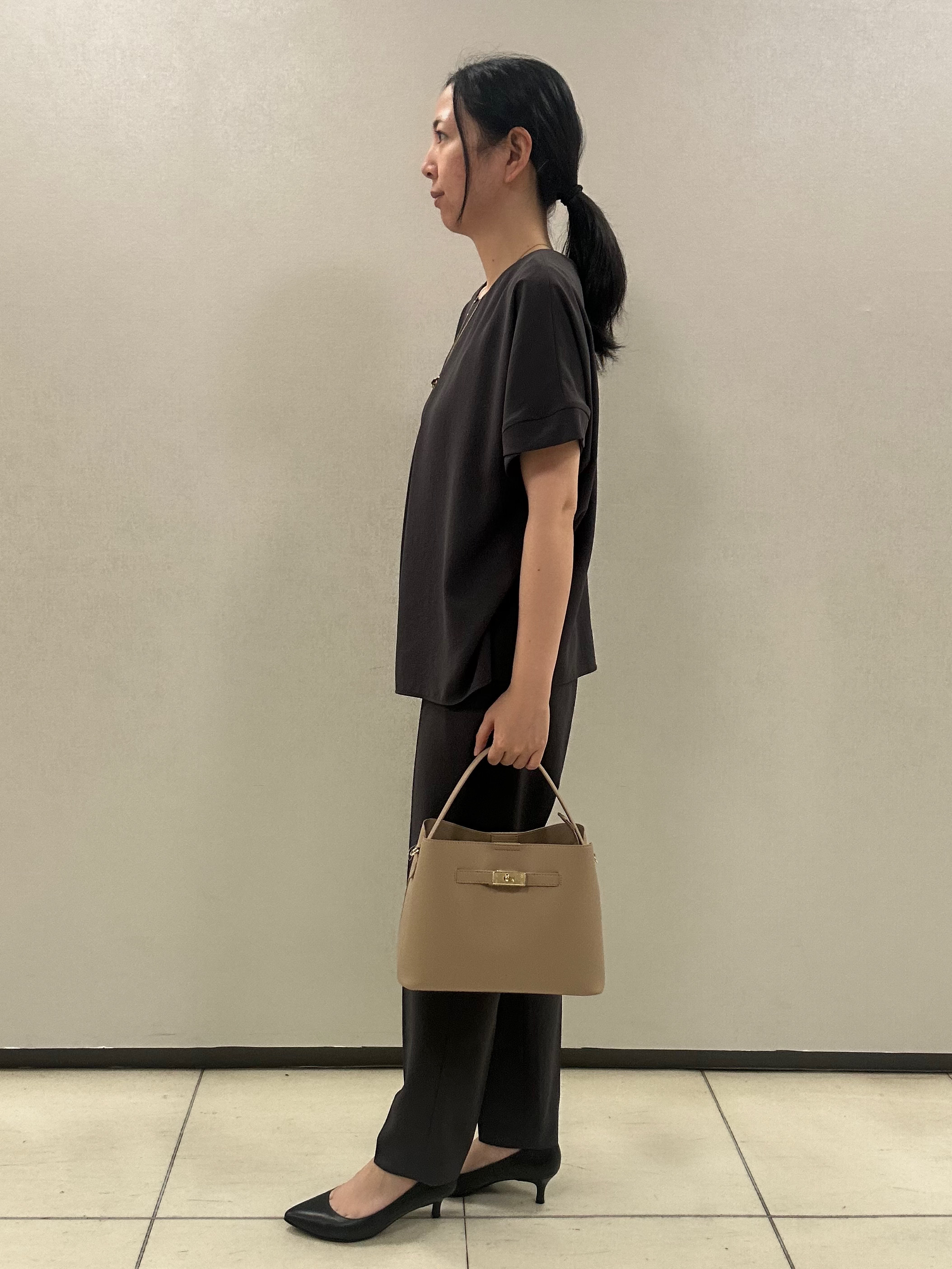 miiさんの「UNTITLED｜【セットアップ可/UVカット/前後2WAY】リラクシーフレンチスリーブブラウス」を使ったコーディネート