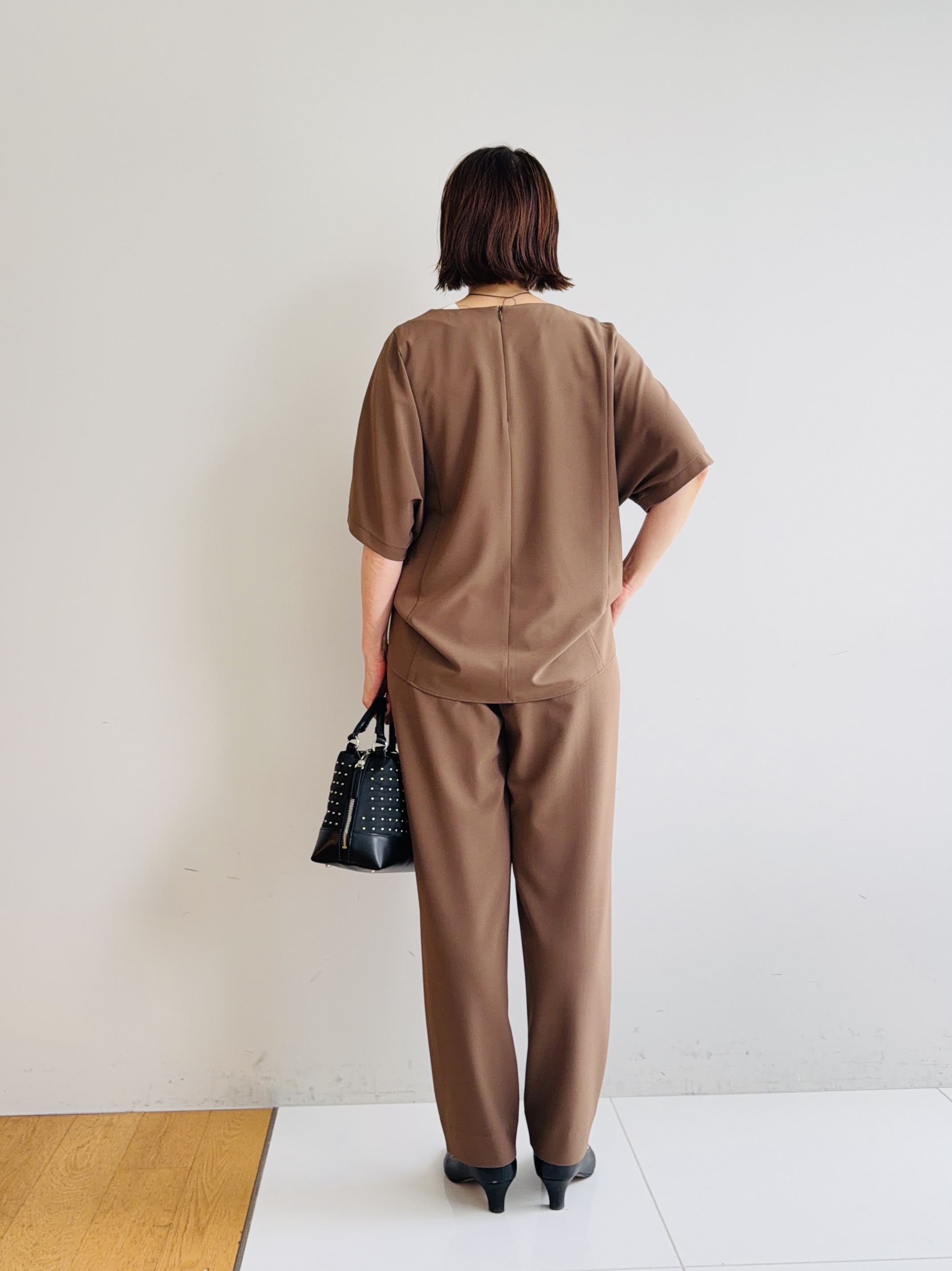 murayamaさんの「INDIVI｜【体型＆二の腕カバー/着る日傘】ドルマントップス」を使ったコーディネート