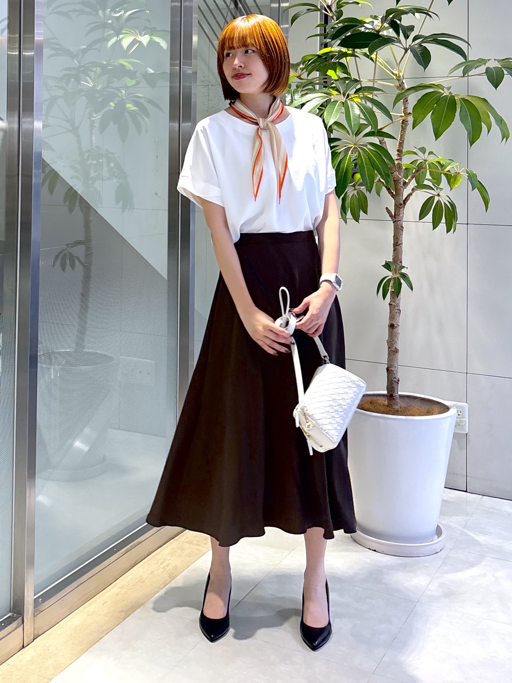 yukaさんの「UNTITLED｜【セットアップ可/UVカット/前後2WAY】リラクシーフレンチスリーブブラウス」を使ったコーディネート