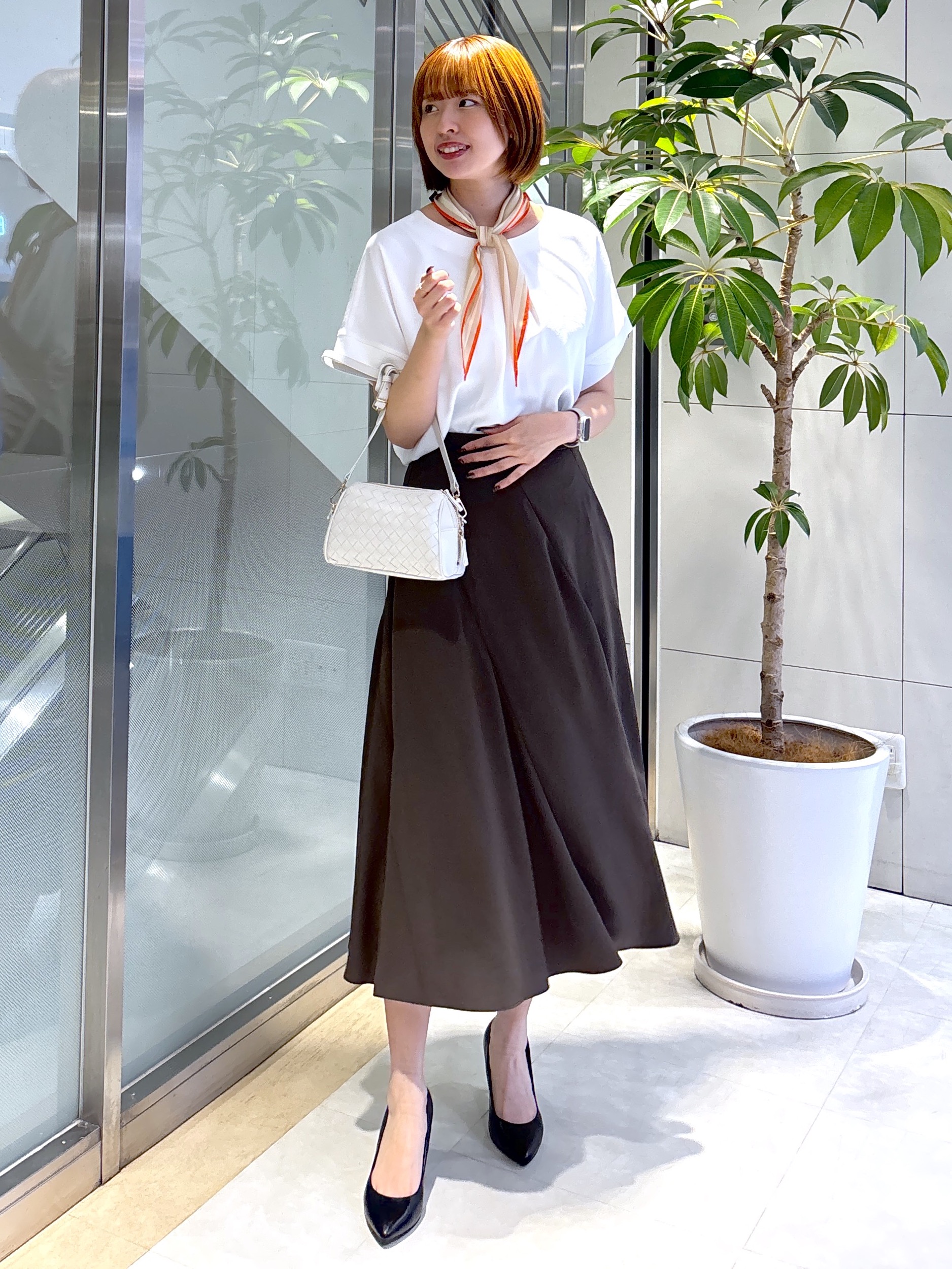 yukaさんの「UNTITLED｜【セットアップ可/UVカット/前後2WAY】リラクシーフレンチスリーブブラウス」を使ったコーディネート