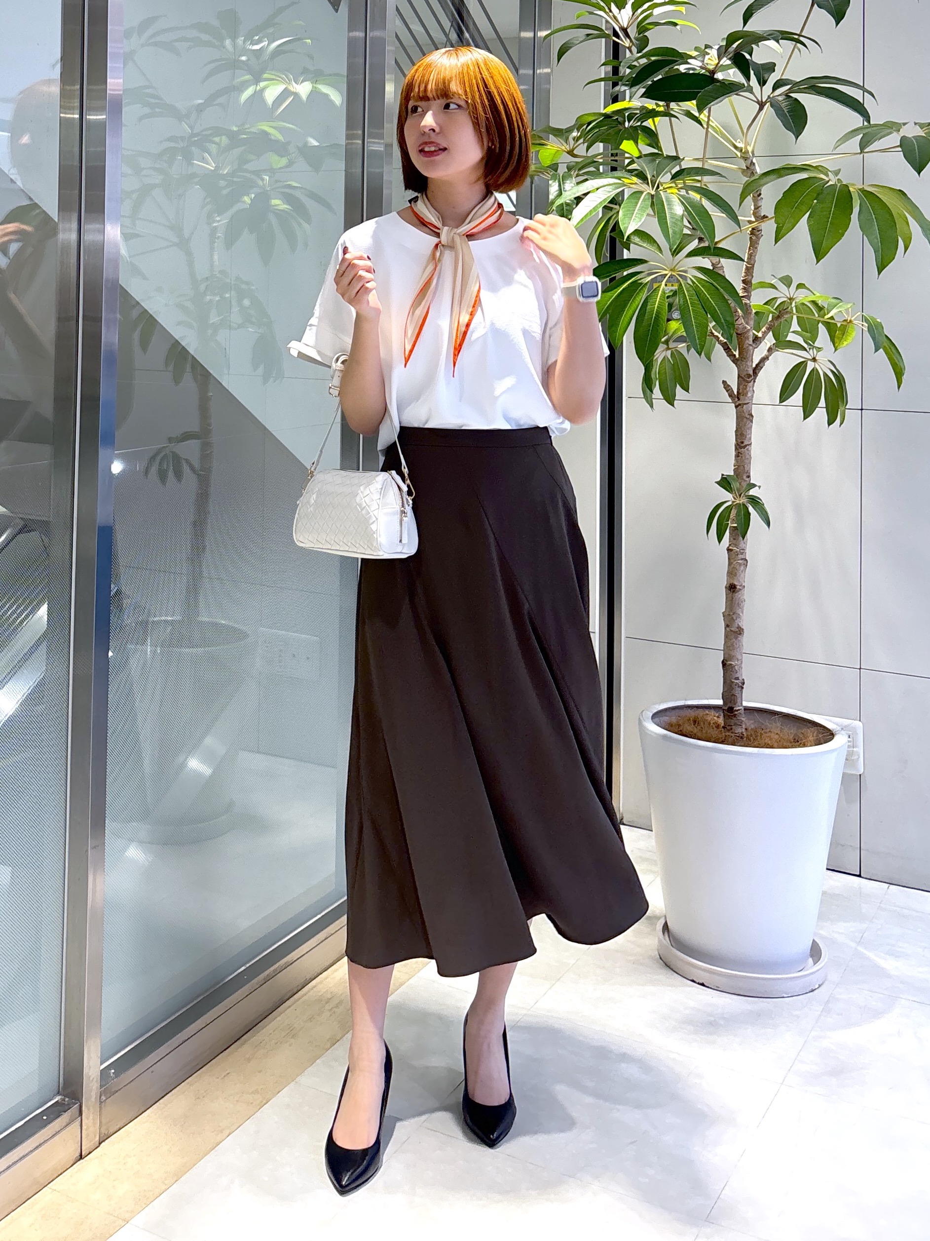 yukaさんの「UNTITLED｜【セットアップ可/UVカット/前後2WAY】リラクシーフレンチスリーブブラウス」を使ったコーディネート