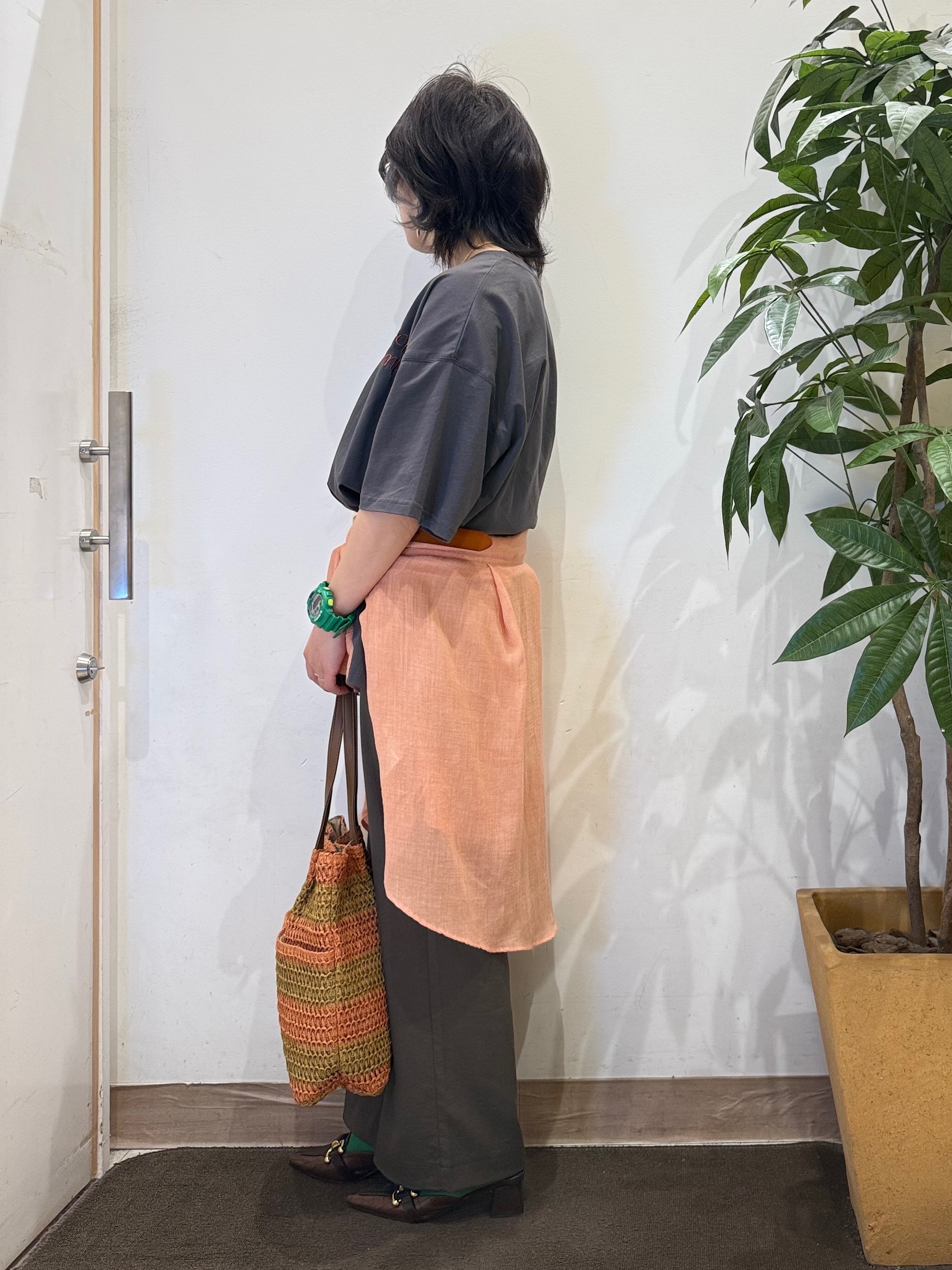 misakiさんの「SHOO･LA･RUE｜【体型カバー】ゆるっとBIGアソートTシャツ」を使ったコーディネート
