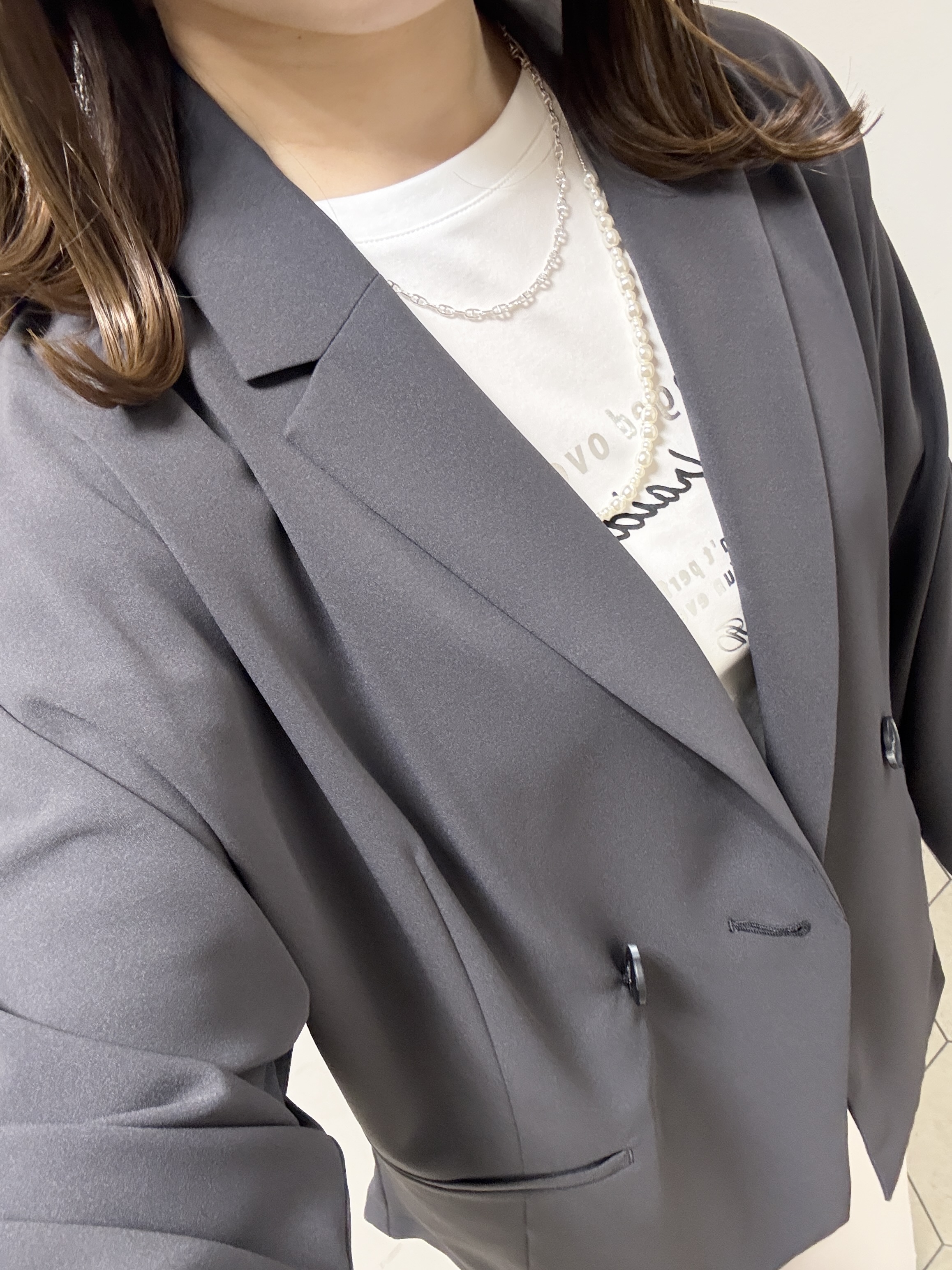 kahoさんの「INDIVI｜【接触冷感／透湿／着る日傘】ドルマンダブルジャケット」を使ったコーディネート