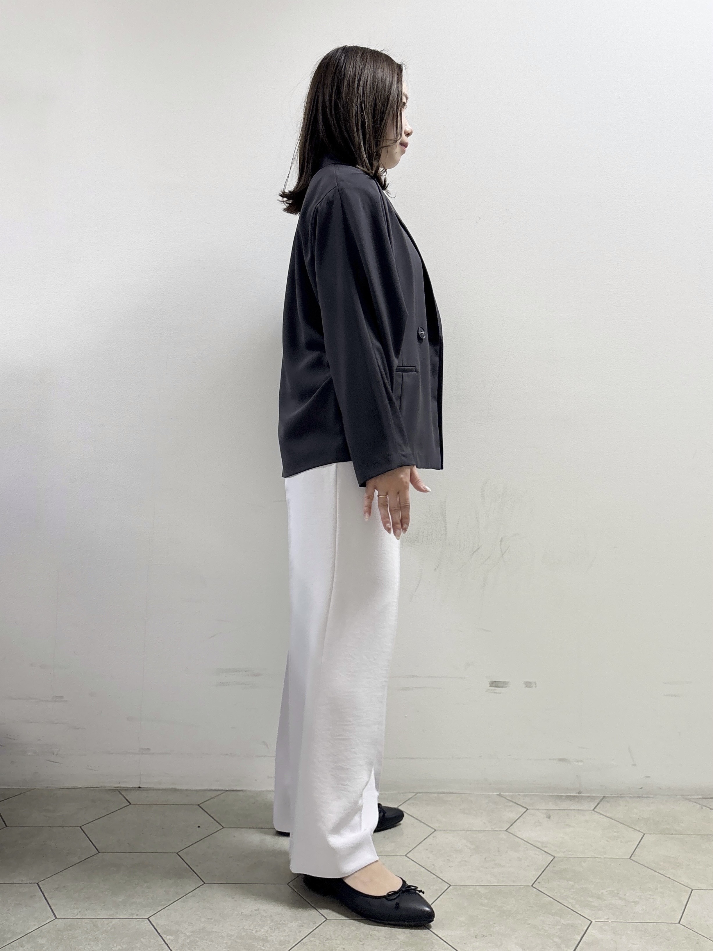 kahoさんの「INDIVI｜【接触冷感／透湿／着る日傘】ドルマンダブルジャケット」を使ったコーディネート