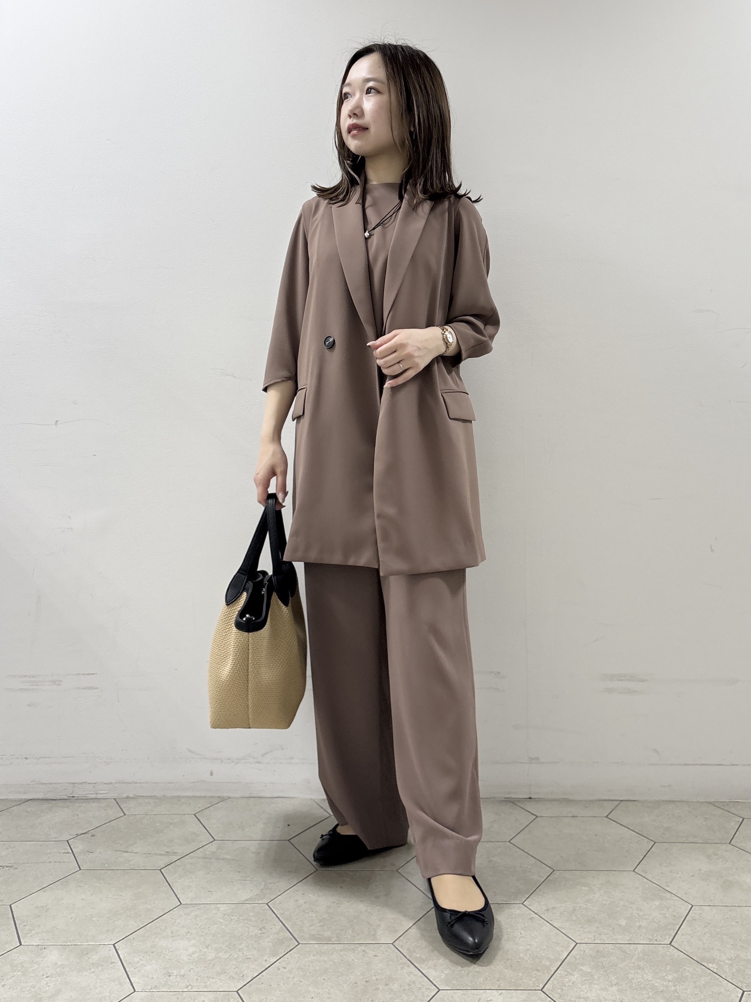 kahoさんの「INDIVI｜【接触冷感／透湿／着る日傘】颯爽ジレジャケット」を使ったコーディネート