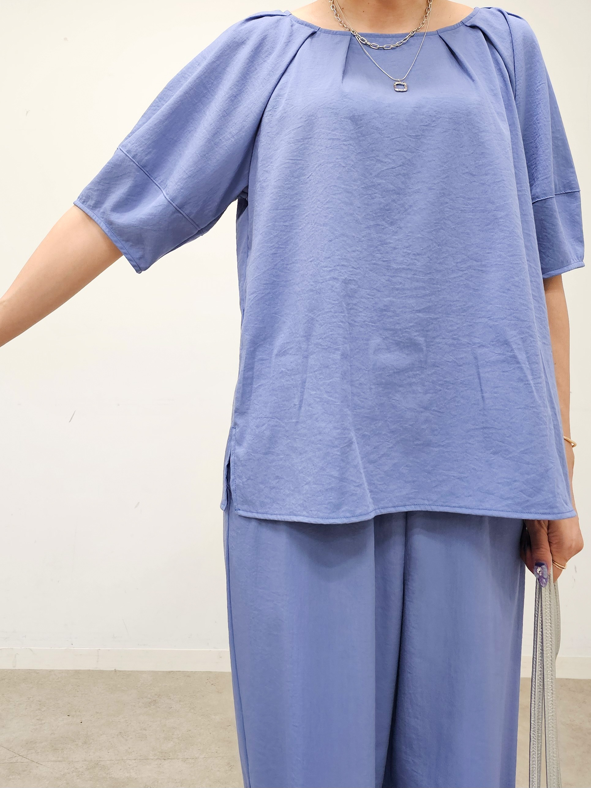 ゆゆさんの「SHOO･LA･RUE｜【S-LL/洗濯機可/セットアップ可】軽凛(かろりん) タックブラウス」を使ったコーディネート