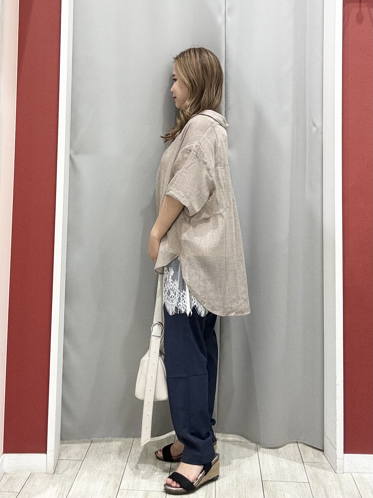 shioさんの「SHOO･LA･RUE｜【S-LL】ナチュラルに決まる 半袖シアーシャツジャケット」を使ったコーディネート