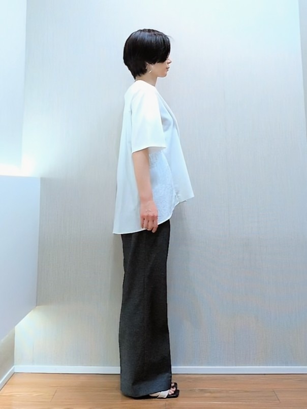 ミズタさんの「UNTITLED｜【洗える/Tシャツ】異素材ドッキングプルオーバー」を使ったコーディネート