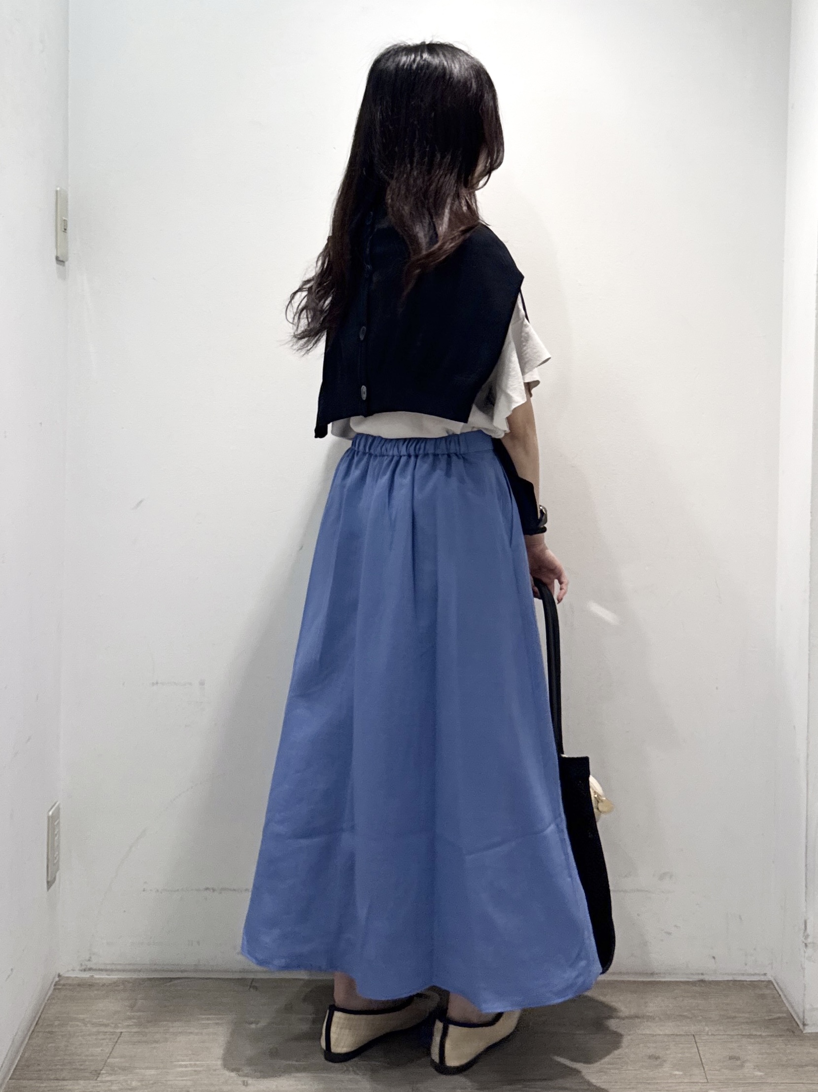 yuicciさんの「OPAQUE.CLIP｜【UV／接触冷感】Vネックリラクシーニットカーディガン《洗濯機OK／抗ピル》」を使ったコーディネート