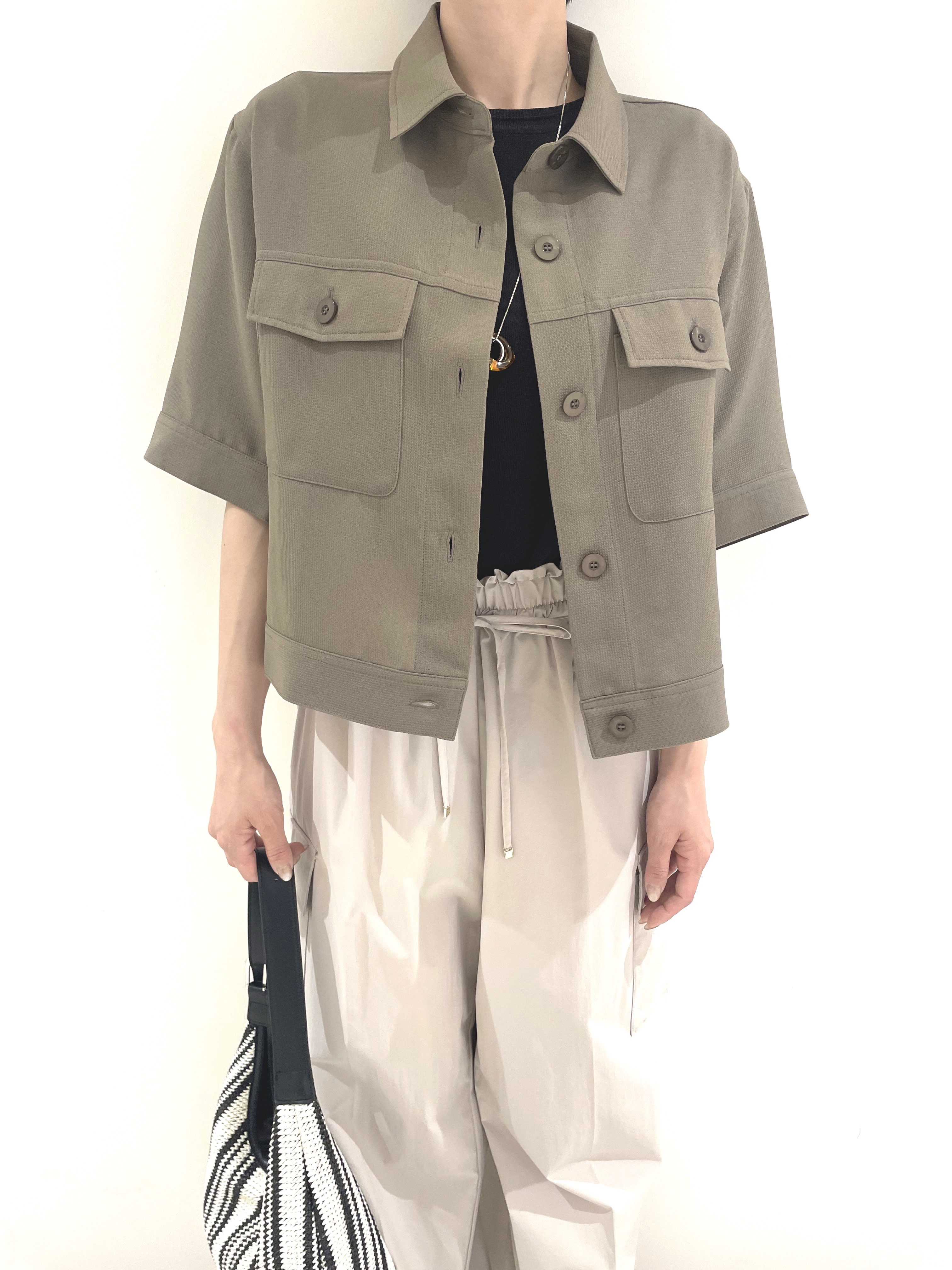 ちいはちさんの「grove｜【吸水速乾・通気性・洗える】衿付きハーフジャケット」を使ったコーディネート