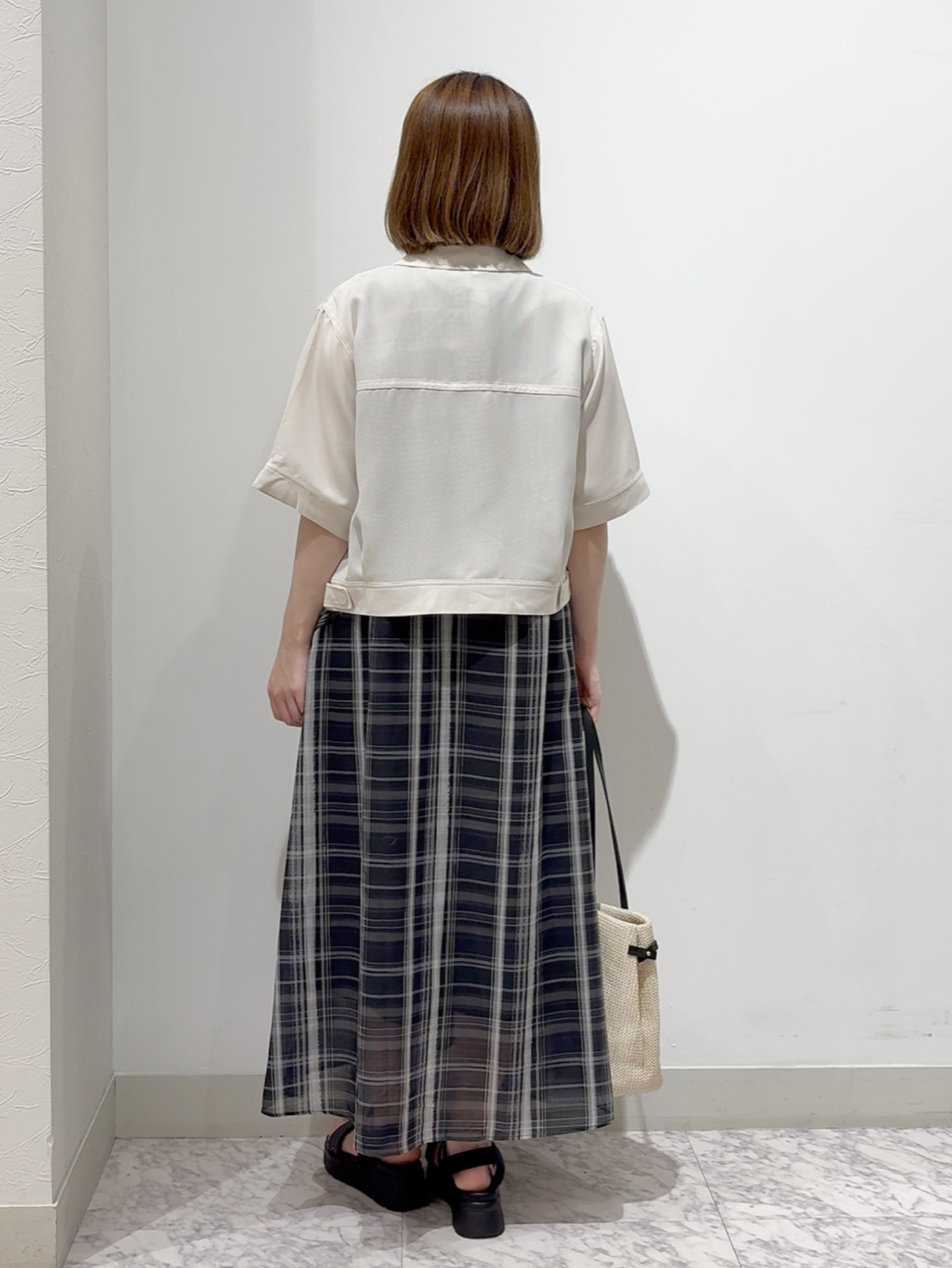 しかっちさんの「grove｜【吸水速乾・通気性・洗える】衿付きハーフジャケット」を使ったコーディネート