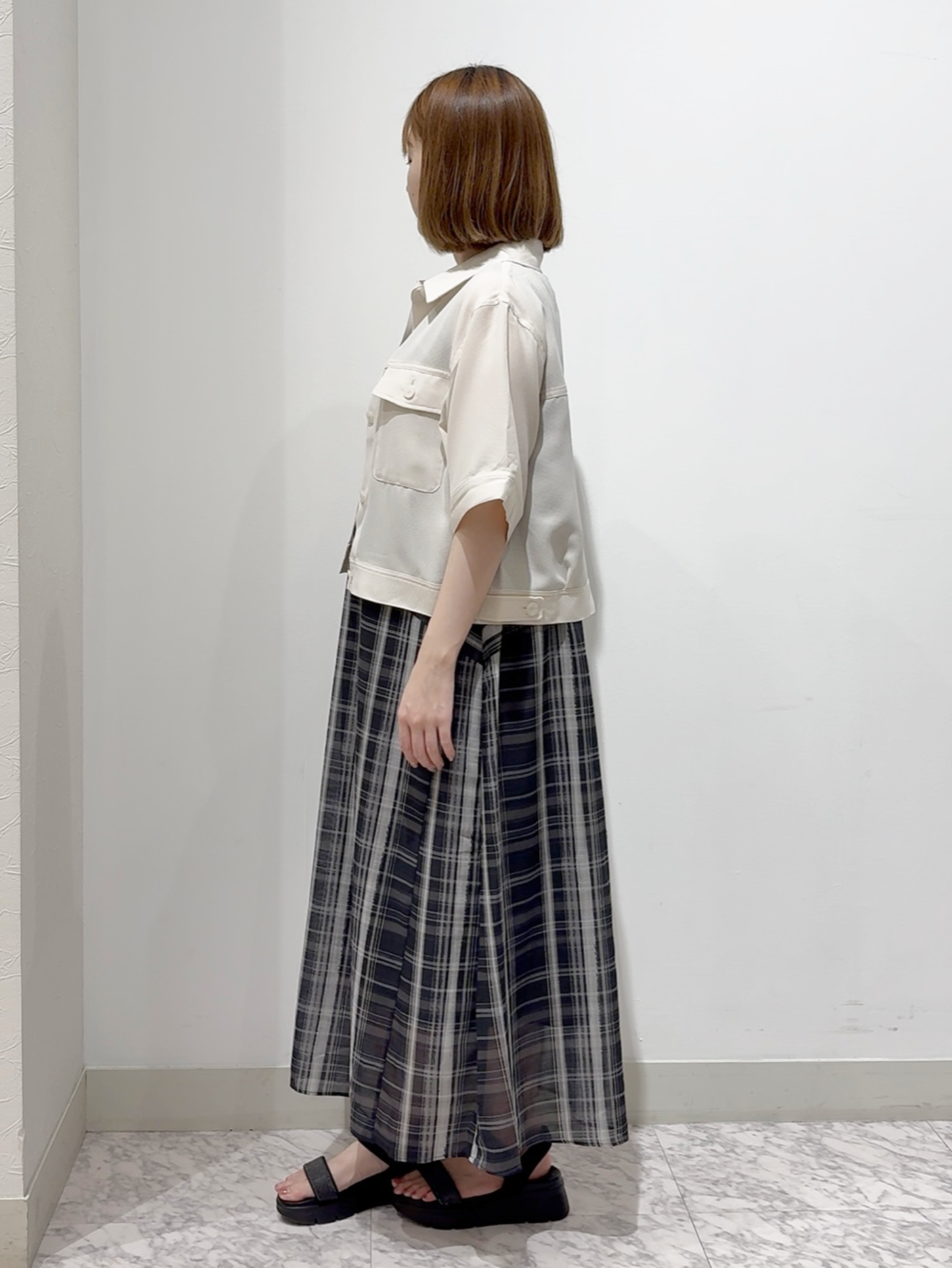 しかっちさんの「grove｜【吸水速乾・通気性・洗える】衿付きハーフジャケット」を使ったコーディネート