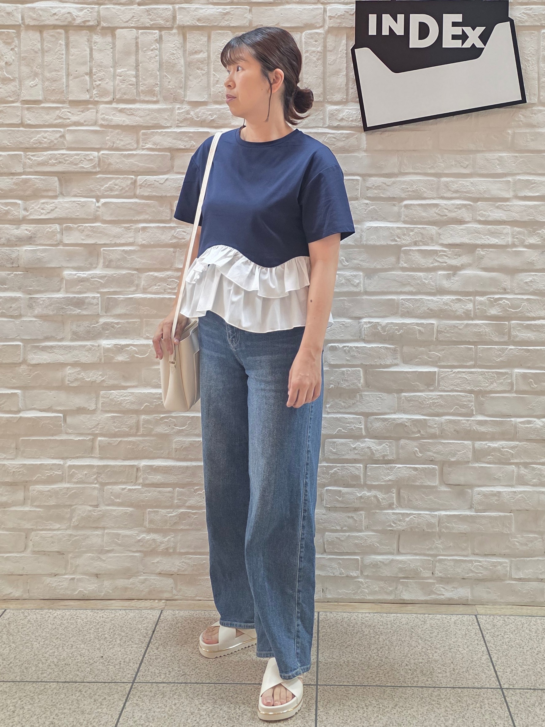 mamiさんの「index｜裾フリルドッキングTシャツ【洗濯機OK】」を使ったコーディネート