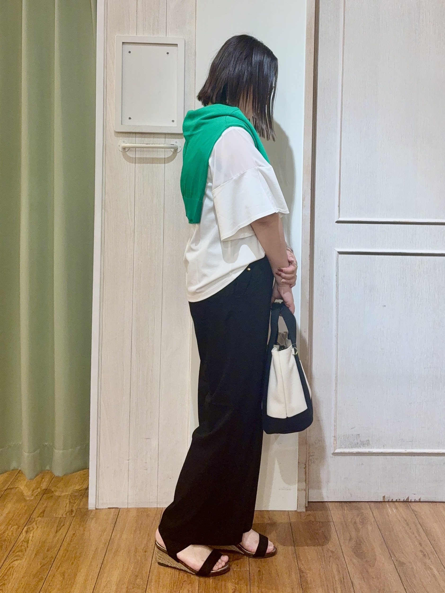 kumaさんの「SHOO･LA･RUE｜【洗濯機可/S-LL】程よいVネックですっきり魅せる ジップアップ 7分袖シアーカーディガン」を使ったコーディネート