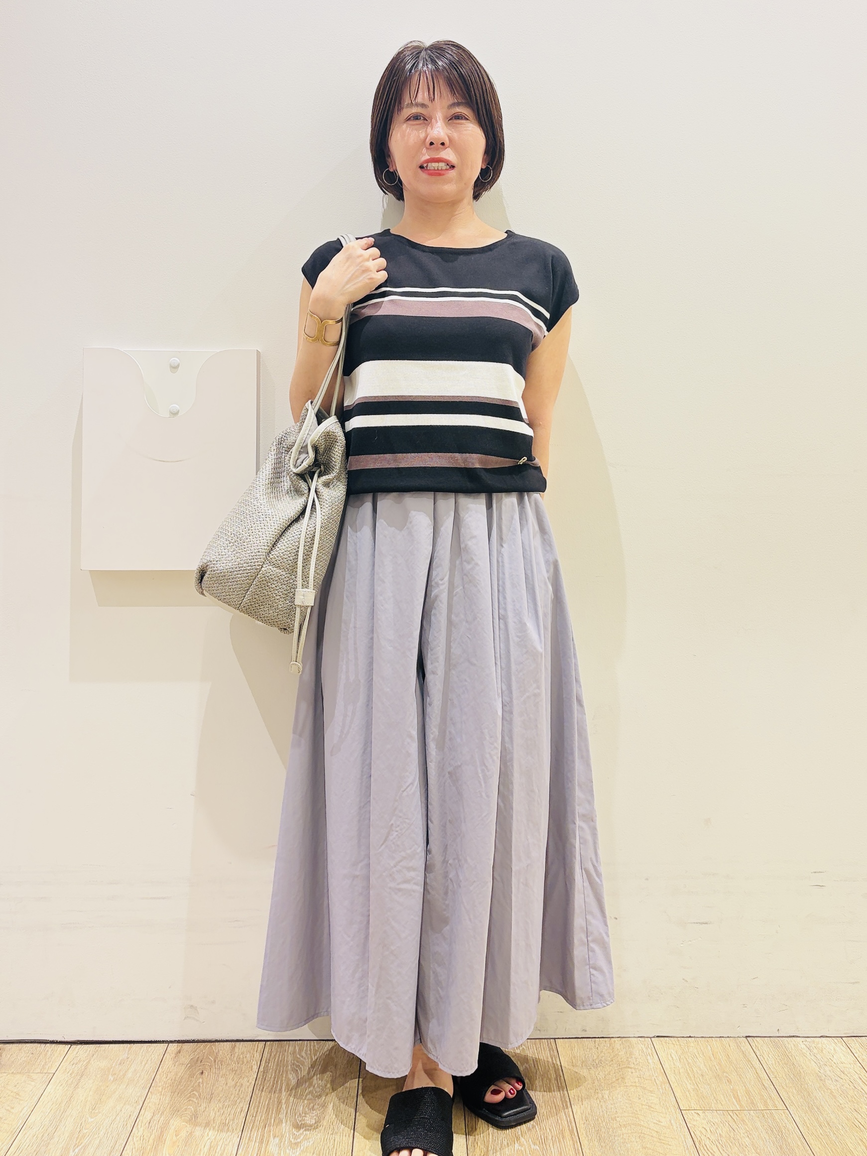 YUKOさんの「index｜表面デザイン フープピアス」を使ったコーディネート