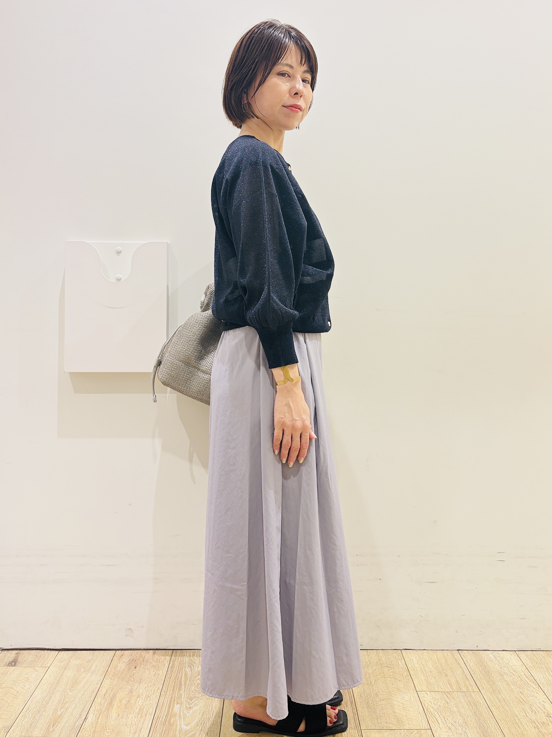 YUKOさんの「index｜表面デザイン フープピアス」を使ったコーディネート