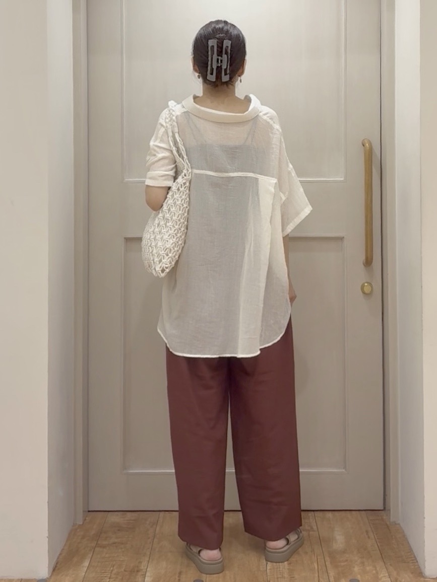 tamuさんの「SHOO･LA･RUE｜ヒップがすっぽり隠れる やわらか5分袖シアーシャツ」を使ったコーディネート