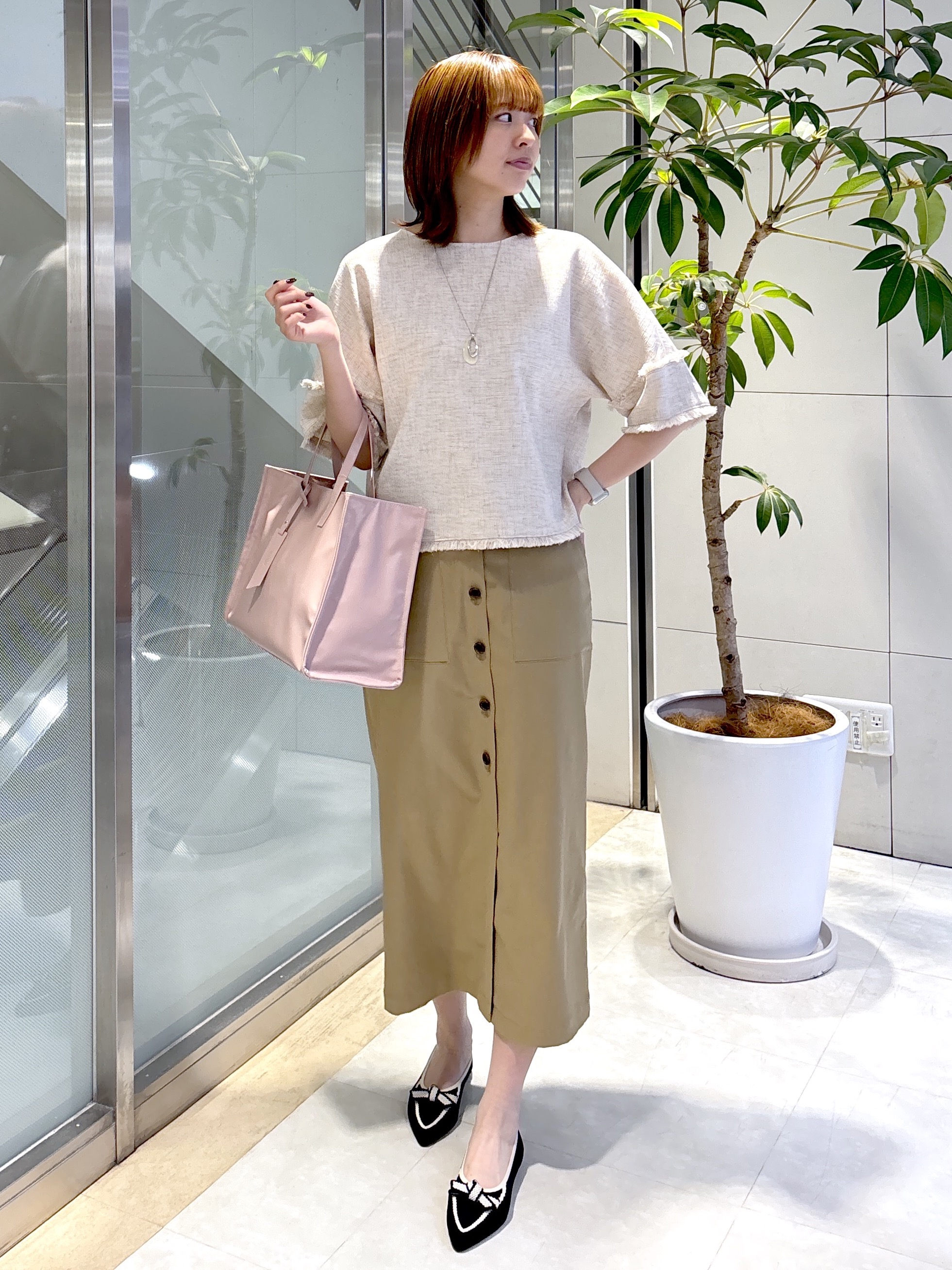 yukaさんの「UNTITLED｜◆ドライミックスツィードブラウス」を使ったコーディネート