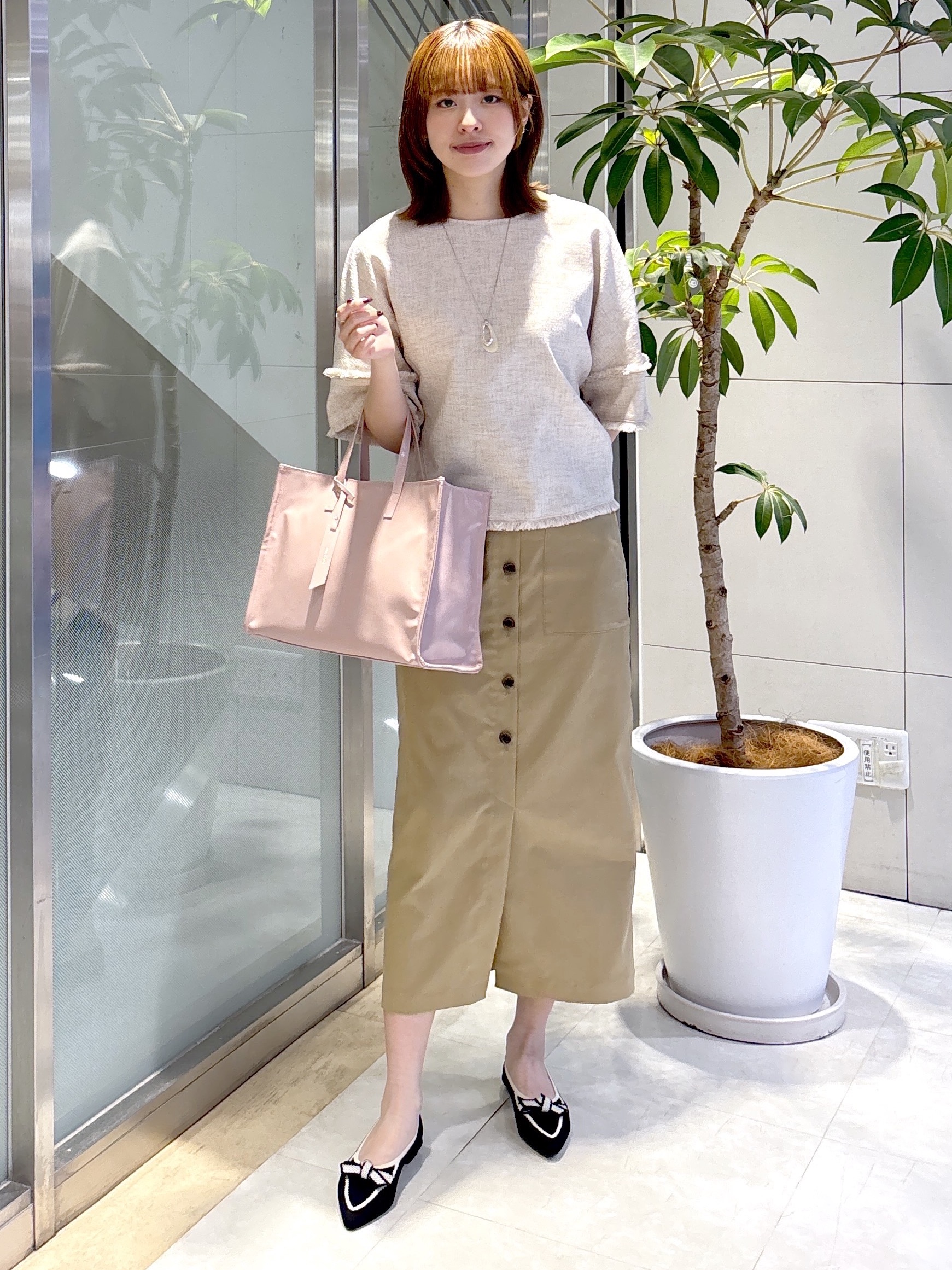 yukaさんの「UNTITLED｜◆ドライミックスツィードブラウス」を使ったコーディネート