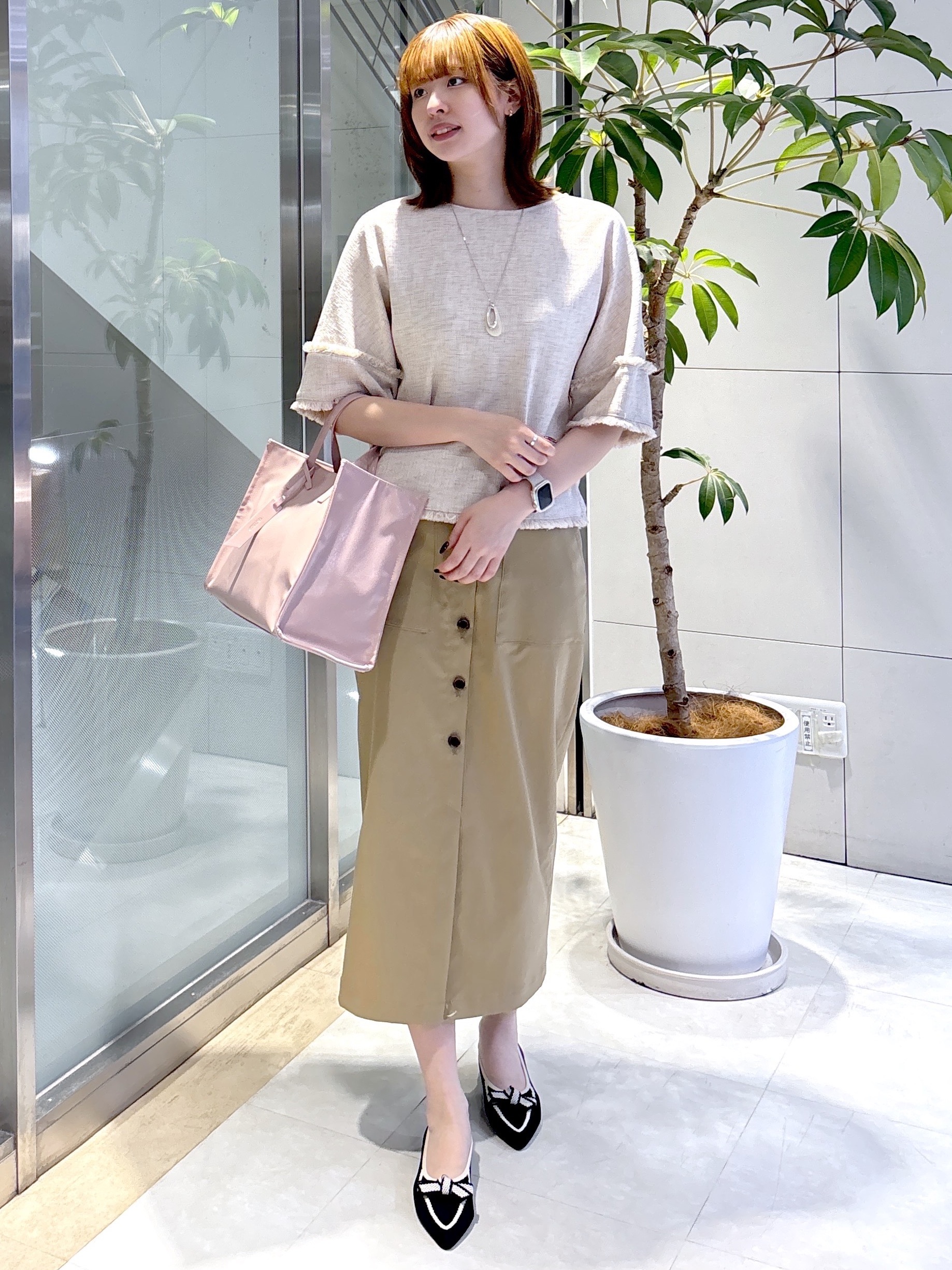 yukaさんの「UNTITLED｜◆ドライミックスツィードブラウス」を使ったコーディネート