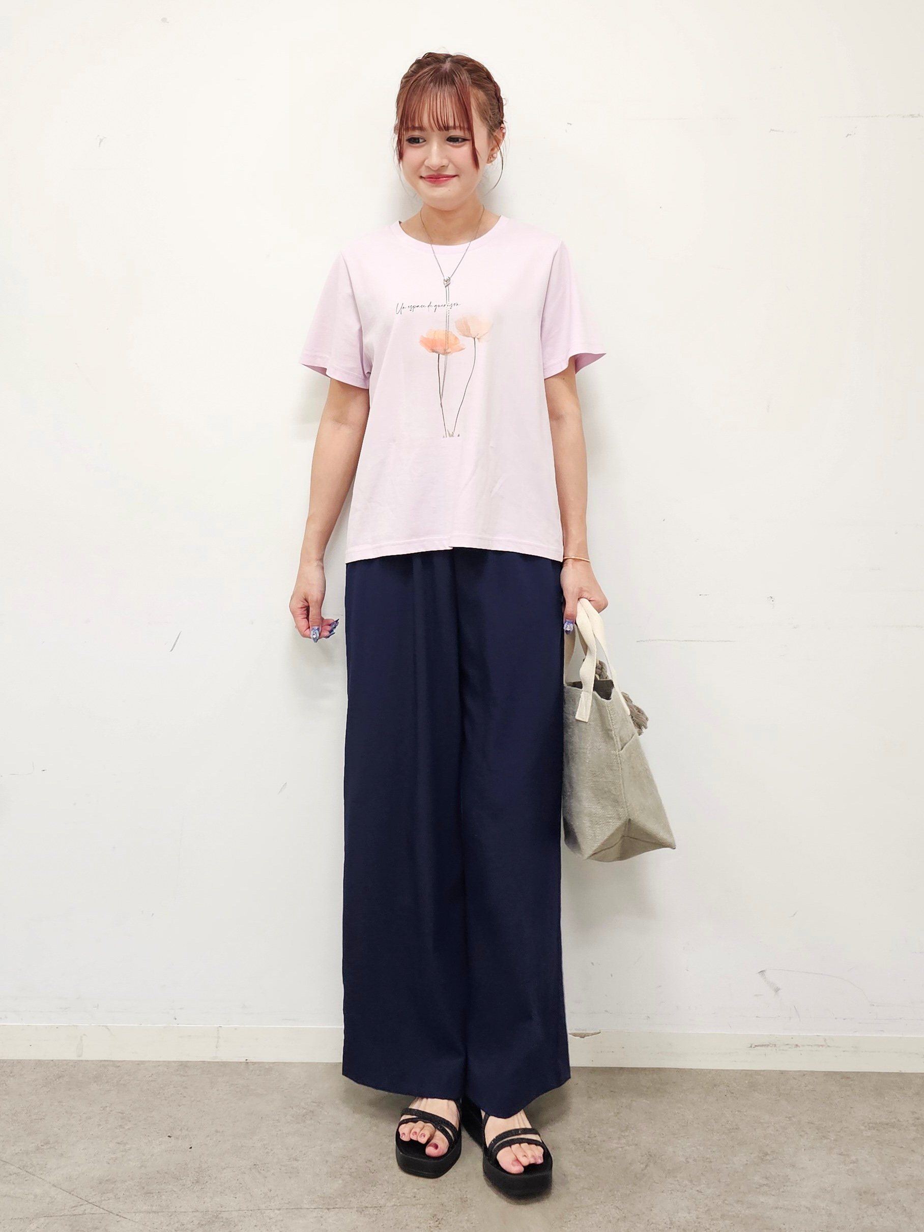 ゆゆさんの「SHOO･LA･RUE｜【通気性〇/洗濯機可/S-LL】UVカット機能付き ライトな着心地シャツパーカ」を使ったコーディネート