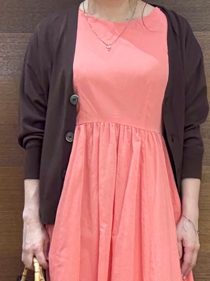 maichiさんの「OPAQUE.CLIP｜【UV／接触冷感】Vネックリラクシーニットカーディガン《洗濯機OK／抗ピル》」を使ったコーディネート