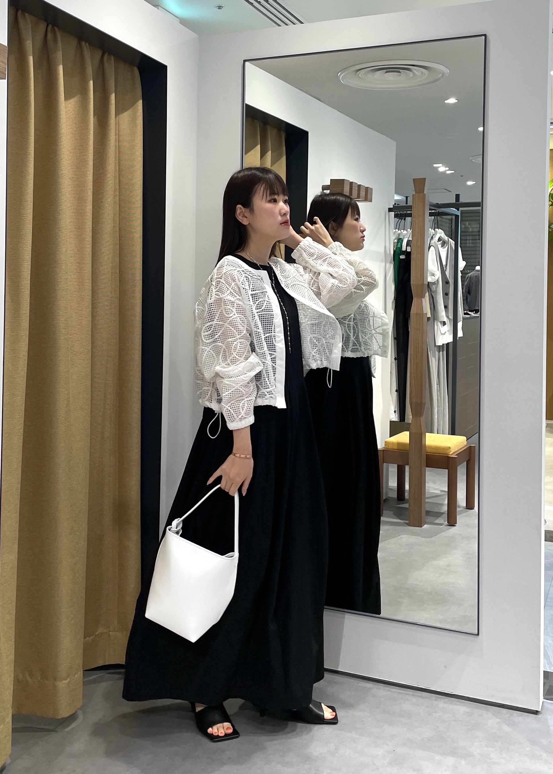 Renoさんの「INDIVI｜アートメッシュブルゾン」を使ったコーディネート