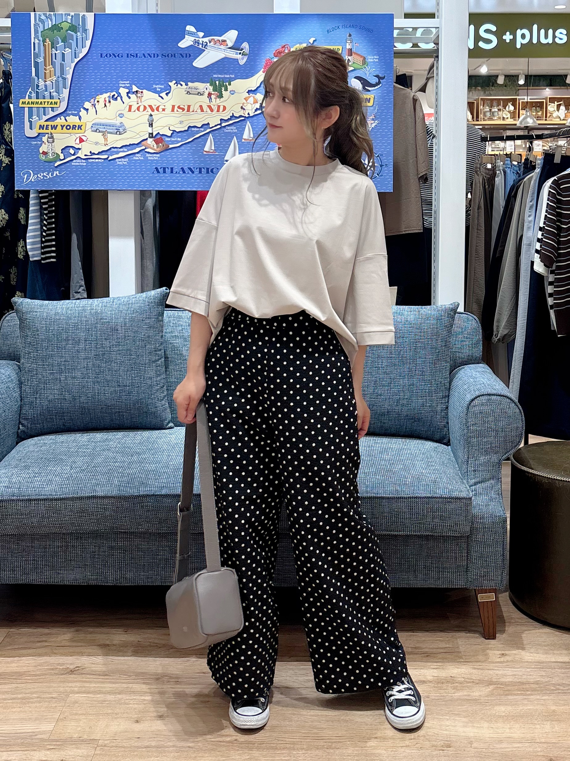 yuinaさんの「Dessin｜【体型カバー】美光沢カットソーボクシーシルエット」を使ったコーディネート
