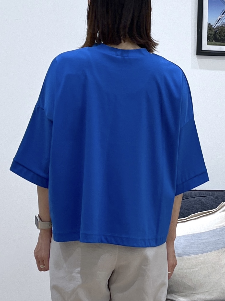 canaさんの「Dessin｜【体型カバー】美光沢カットソーボクシーシルエット」を使ったコーディネート