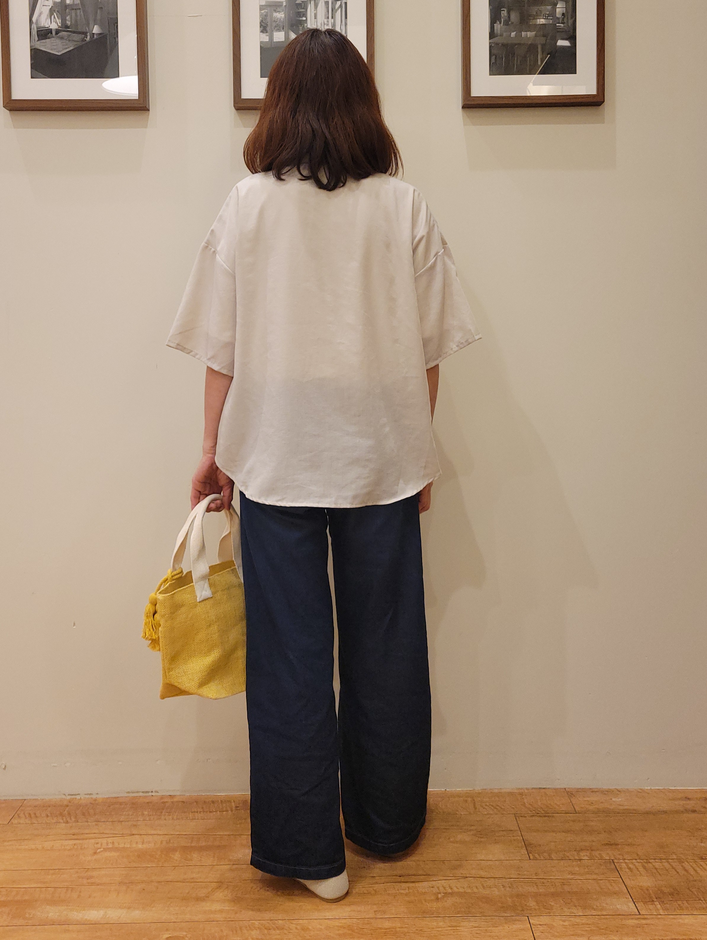 ユウさんの「SHOO･LA･RUE｜【洗濯機可/S-LL】大人の抜け感 ゆるっと5分袖シャツ」を使ったコーディネート