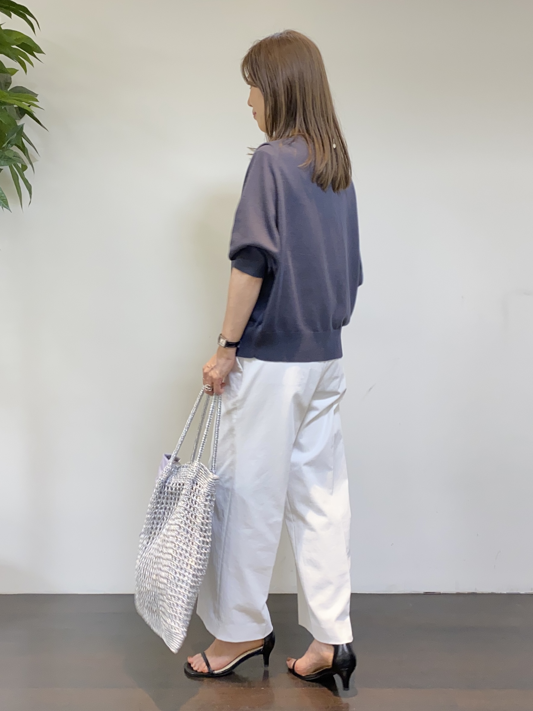 tomoさんの「UNTITLED｜【アンサンブル可/シアー】リネンエステルカーディガン」を使ったコーディネート