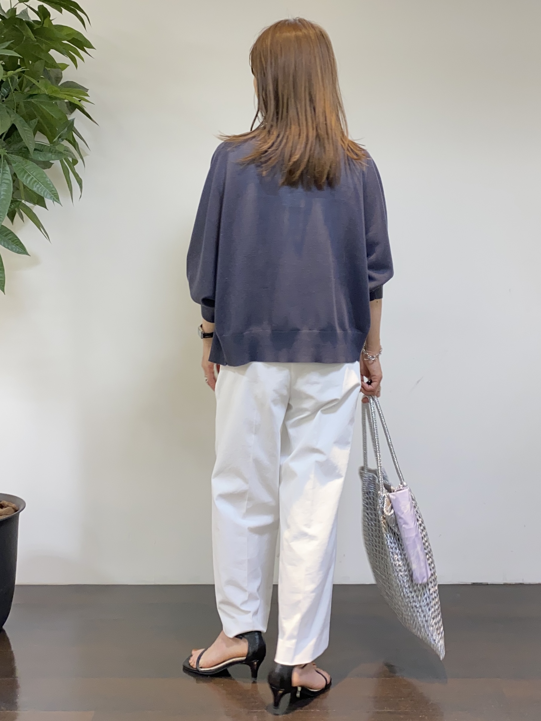 tomoさんの「UNTITLED｜【アンサンブル可/シアー】リネンエステルカーディガン」を使ったコーディネート