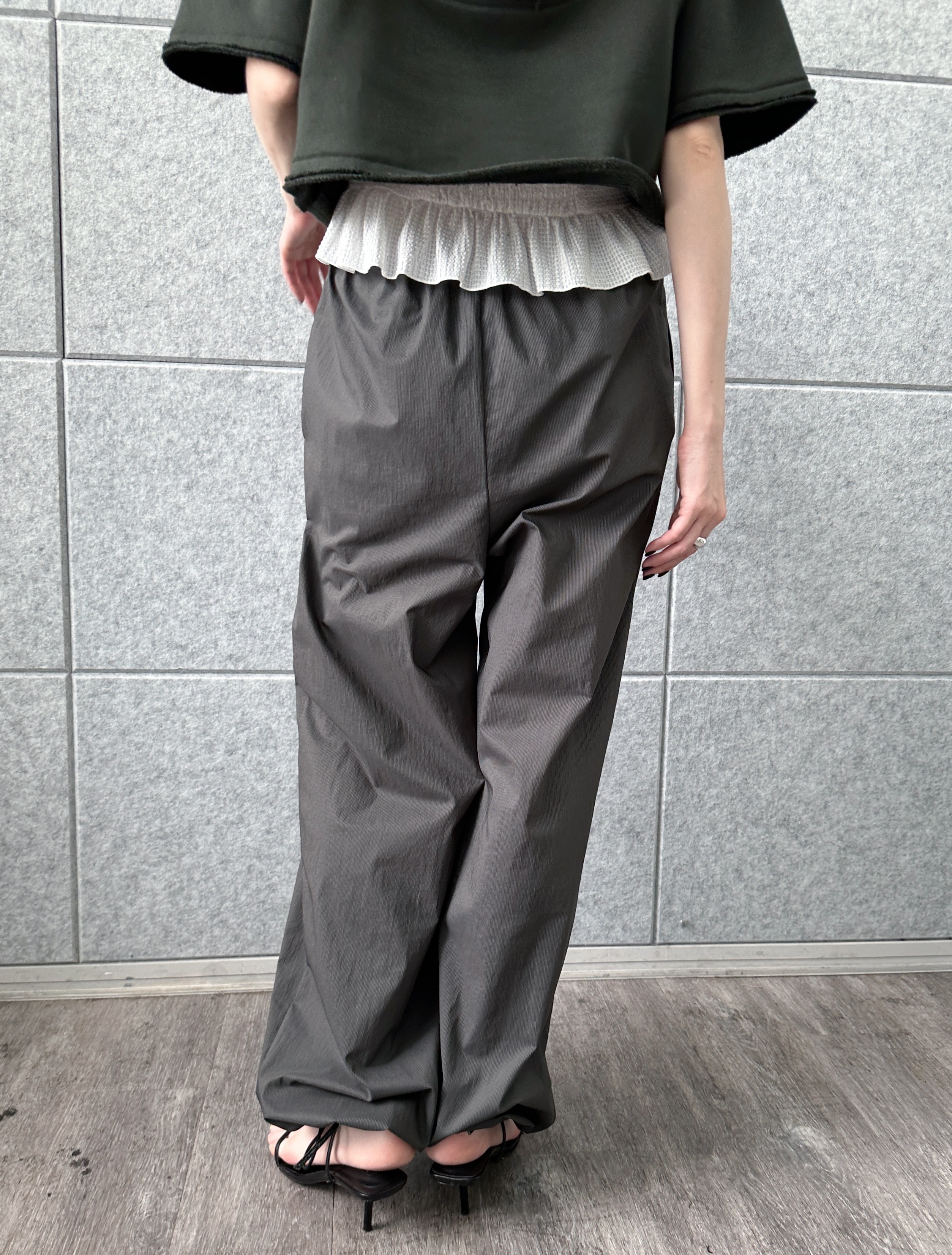 Buyer sakkoさんの「CODE A｜back open half－sleeve sweat」を使ったコーディネート