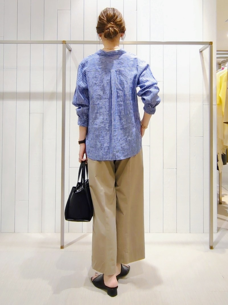 SHOさんの「INDIVI｜ランダムパール調ネックレス」を使ったコーディネート