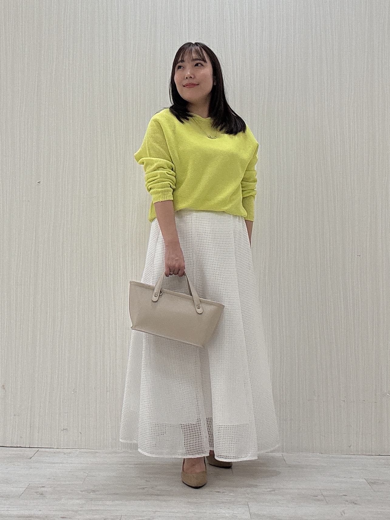ayakaさんの「UNTITLED｜【8色展開/程よい透け感】ドライタッチボートネックニット」を使ったコーディネート