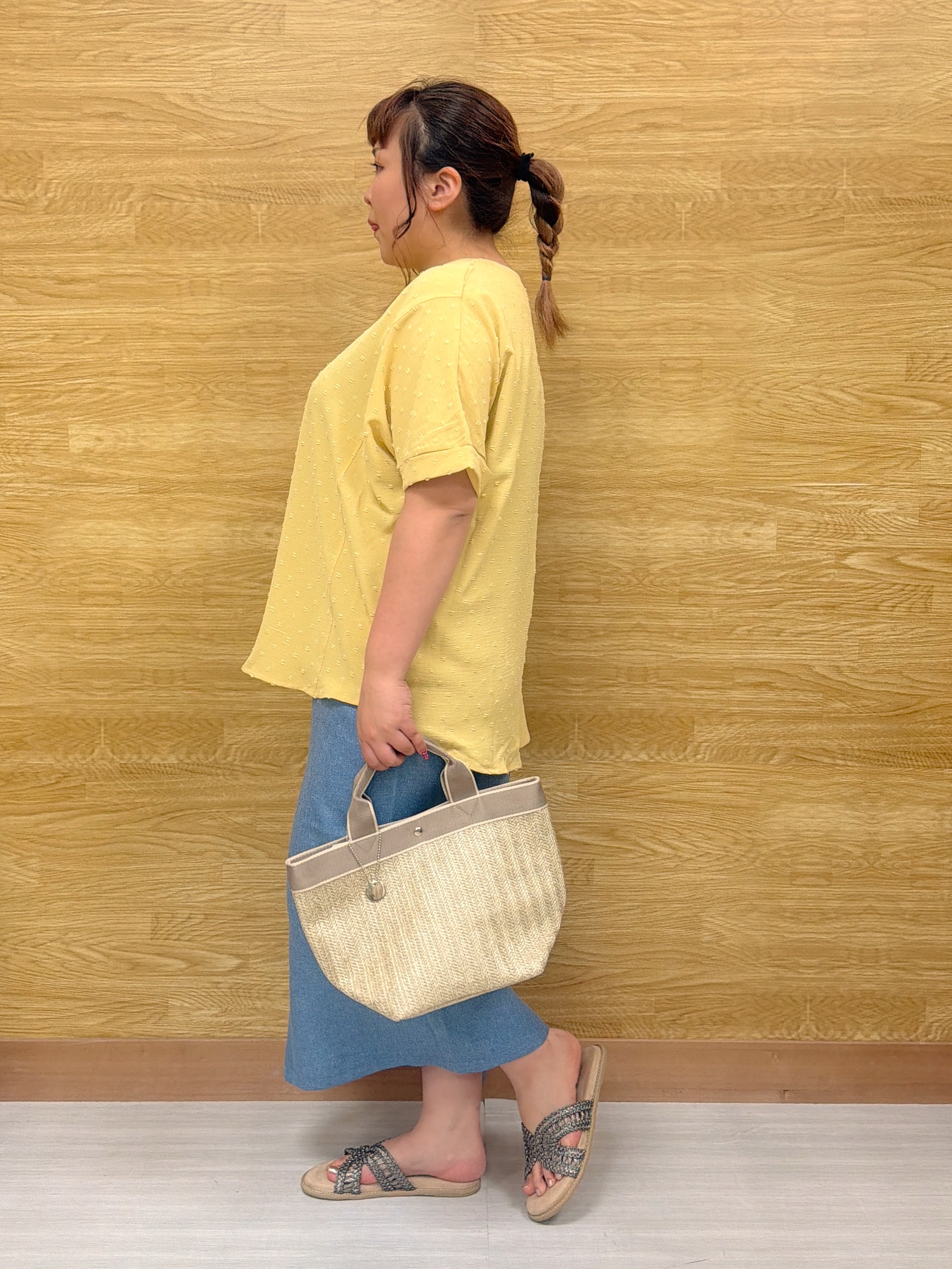 ぁむさんの「SHOO･LA･RUE｜【洗濯後しわになりにくい/体型カバー】ドビードットで上品に ドルマントップス」を使ったコーディネート