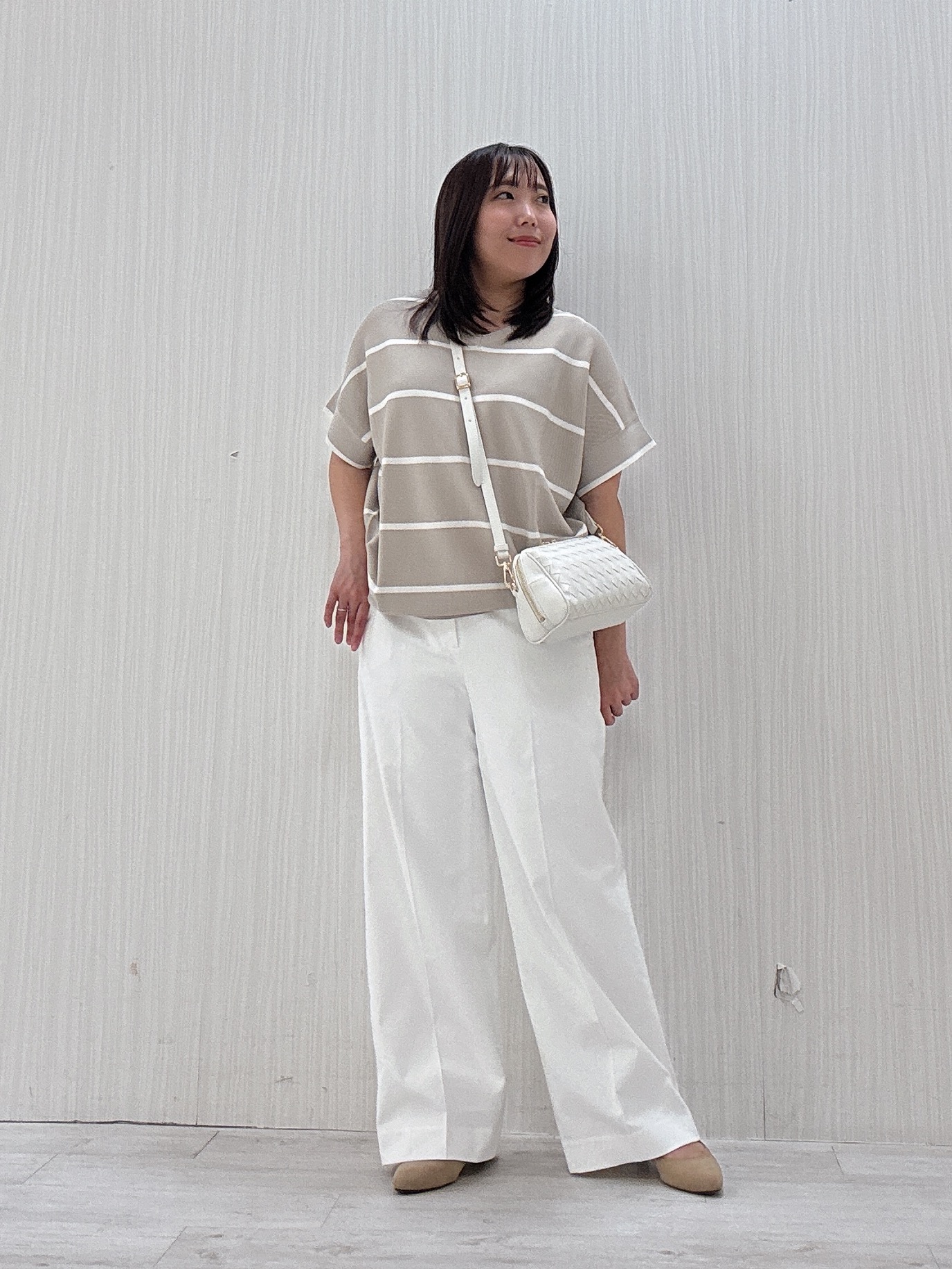 ayakaさんの「UNTITLED｜【11色展開/体型カバー】前後2WAYフレンチスリーブニット」を使ったコーディネート