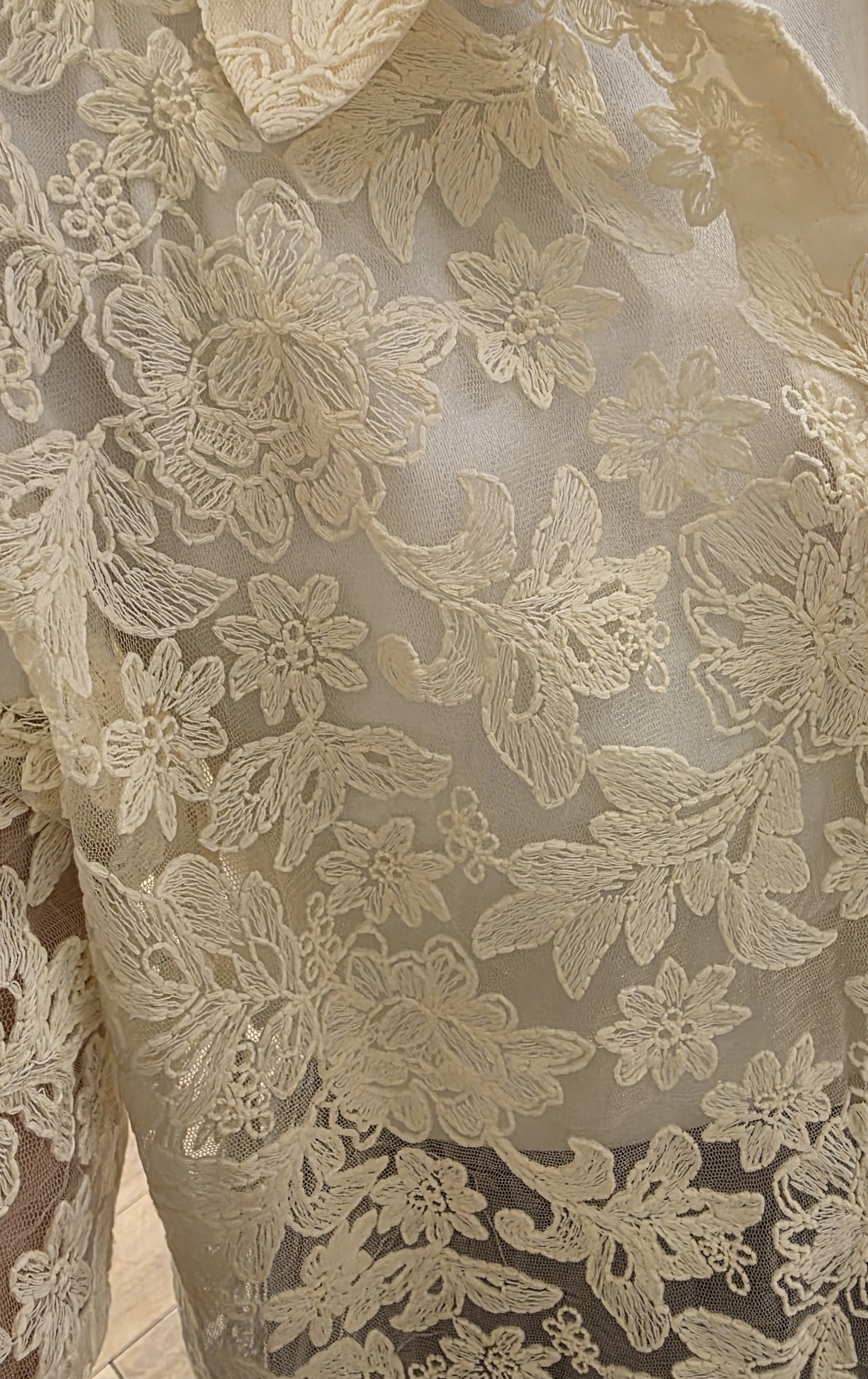 yuyuさんの「OPAQUE.CLIP｜フラワー刺繍シアーシャツ【洗濯機OK／イージーアイロン】」を使ったコーディネート