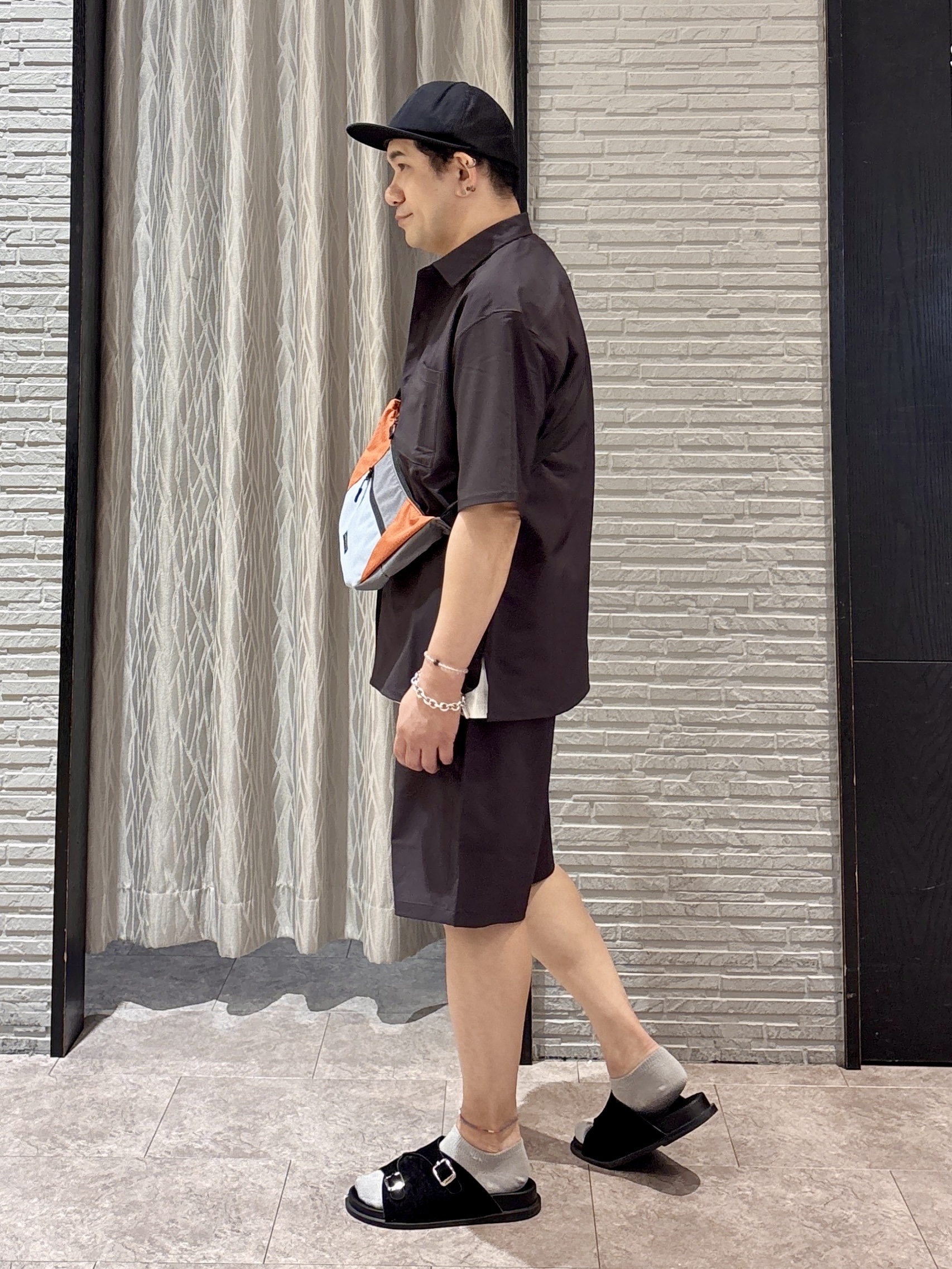 Pーyamaさんの「THE SHOP TK｜クールウェザー 半袖シャツ 接触冷感／洗濯機OK／セットアップ可」を使ったコーディネート