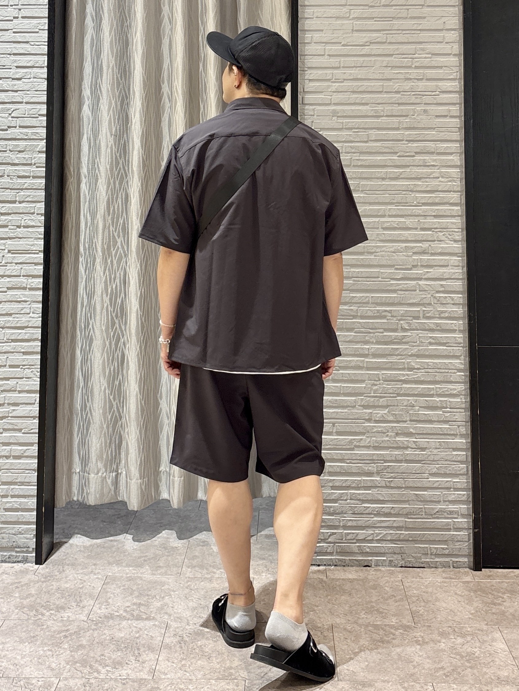 Pーyamaさんの「THE SHOP TK｜クールウェザー 半袖シャツ 接触冷感／洗濯機OK／セットアップ可」を使ったコーディネート