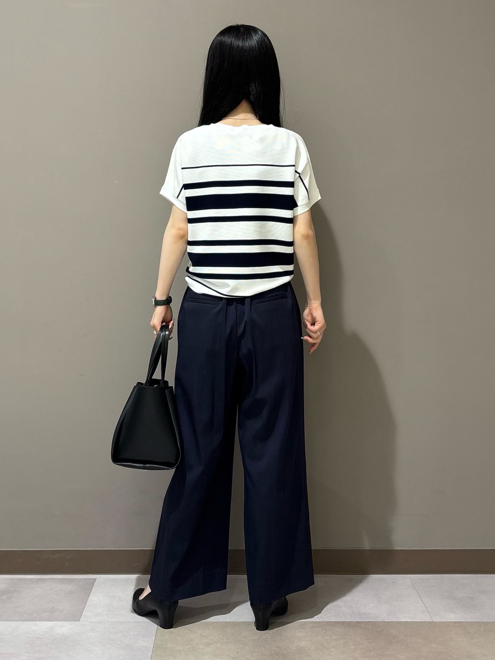 KEIKOさんの「INDIVI｜【UVケア】着流しミドル丈カーディガンジャージ」を使ったコーディネート